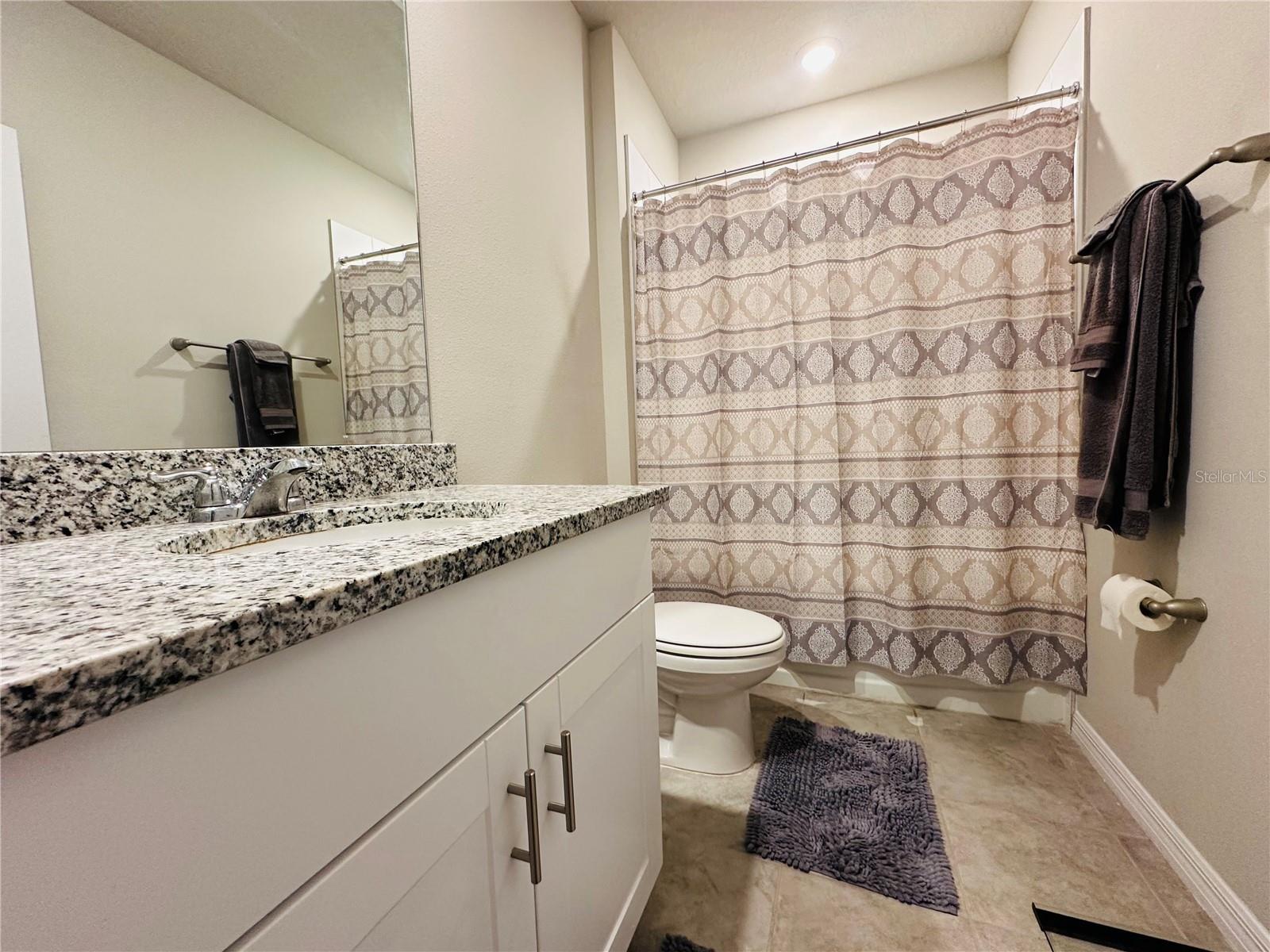 219 Lovely Ct Property Photo 6