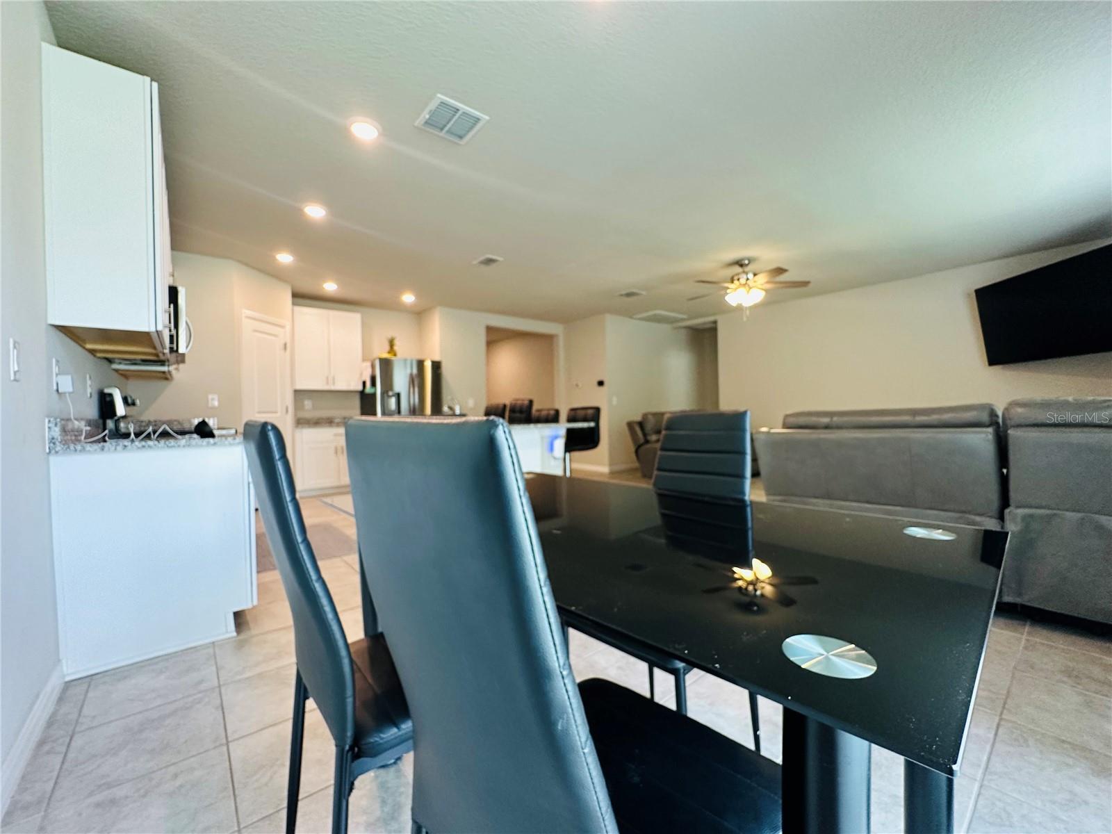 219 Lovely Ct Property Photo 18