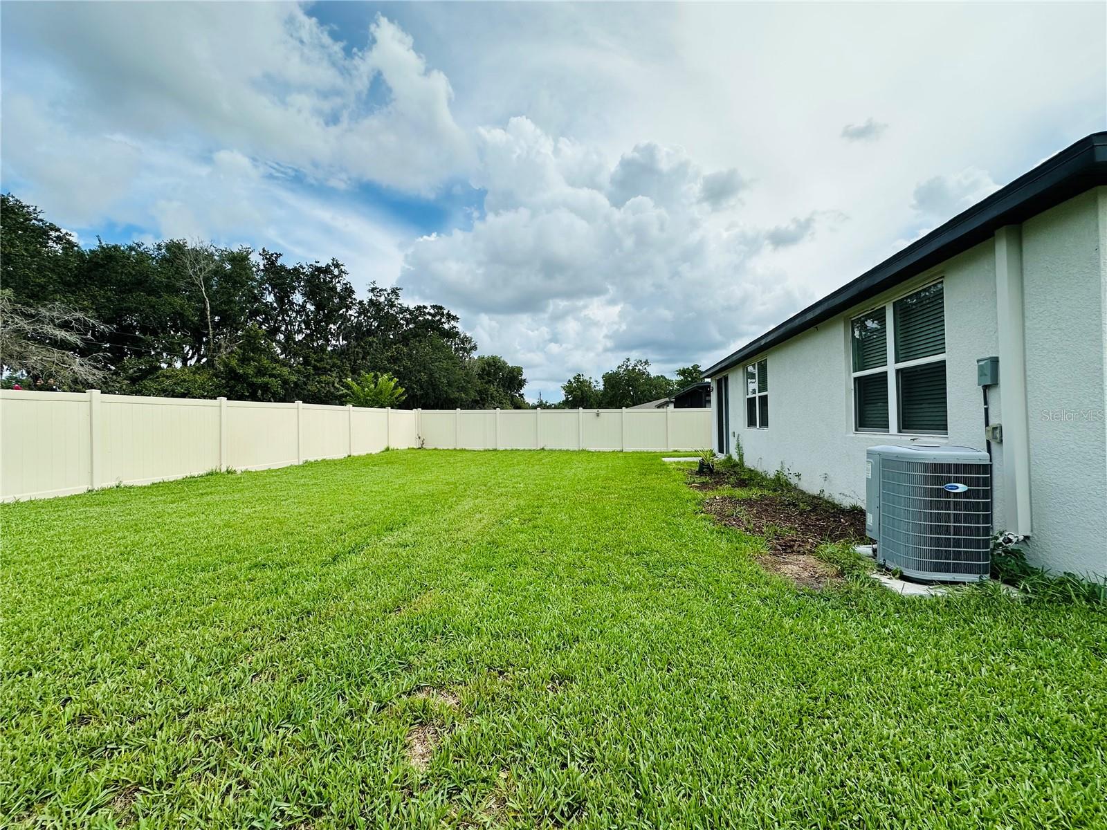 219 Lovely Ct Property Photo 31