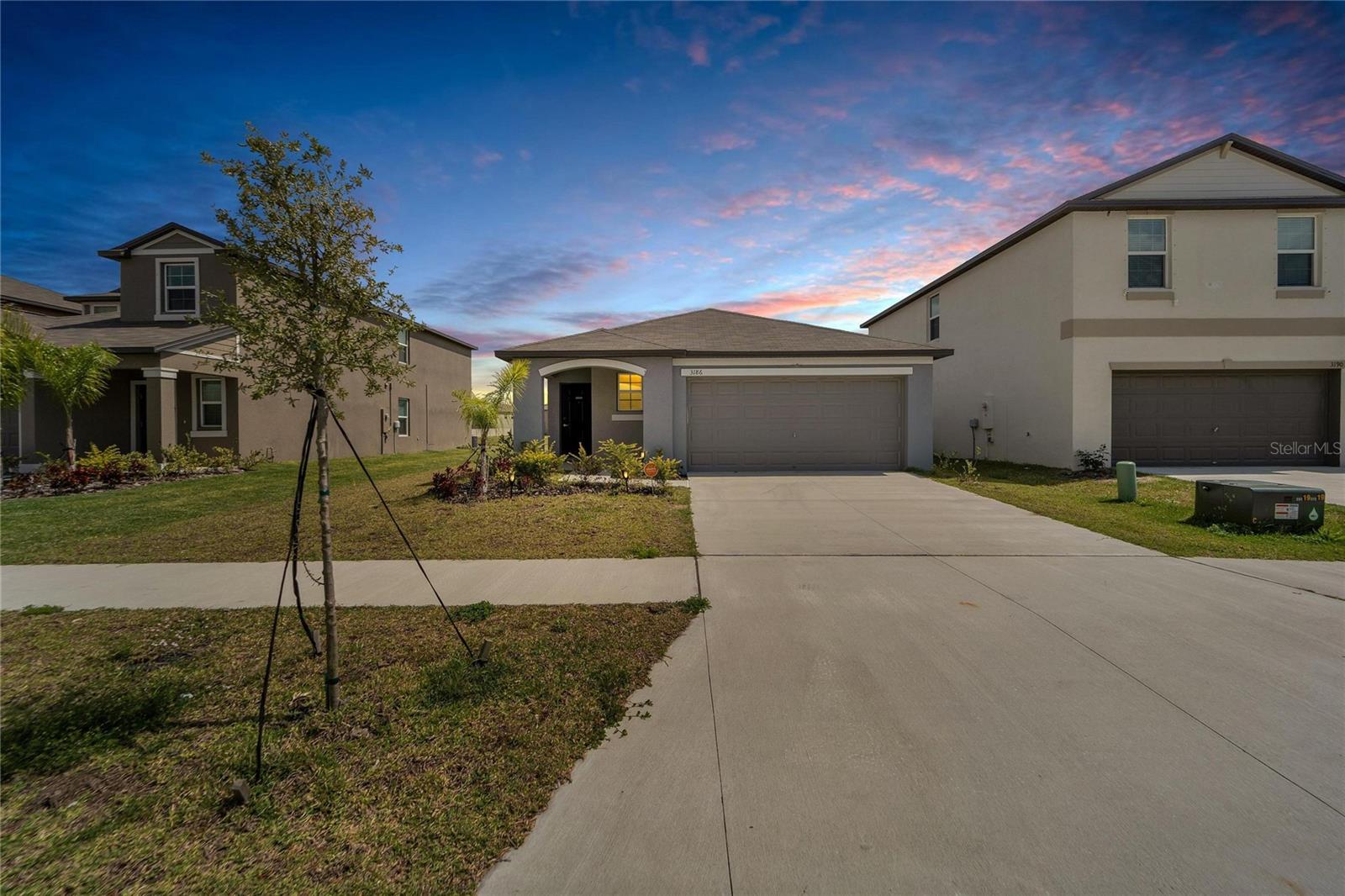 3186 OYSTER COVE ST Property Photo 1