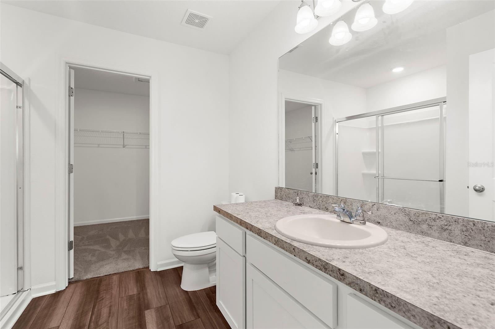 1038 Kelly Fern Loop Property Photo 20