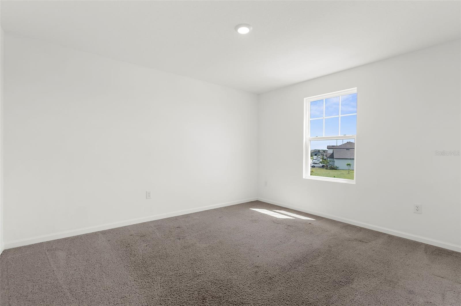 1038 Kelly Fern Loop Property Photo 26