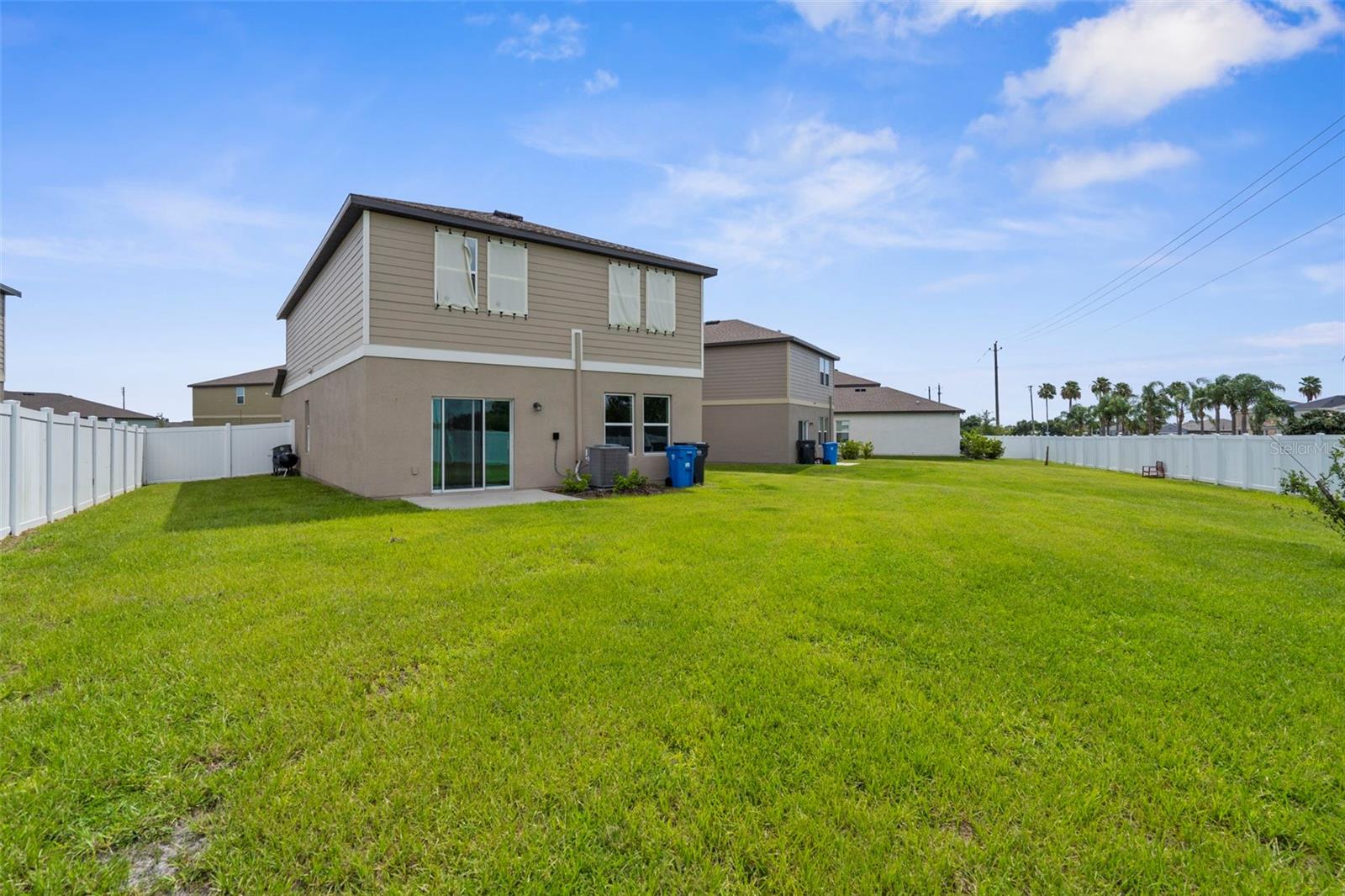 1038 Kelly Fern Loop Property Photo 33