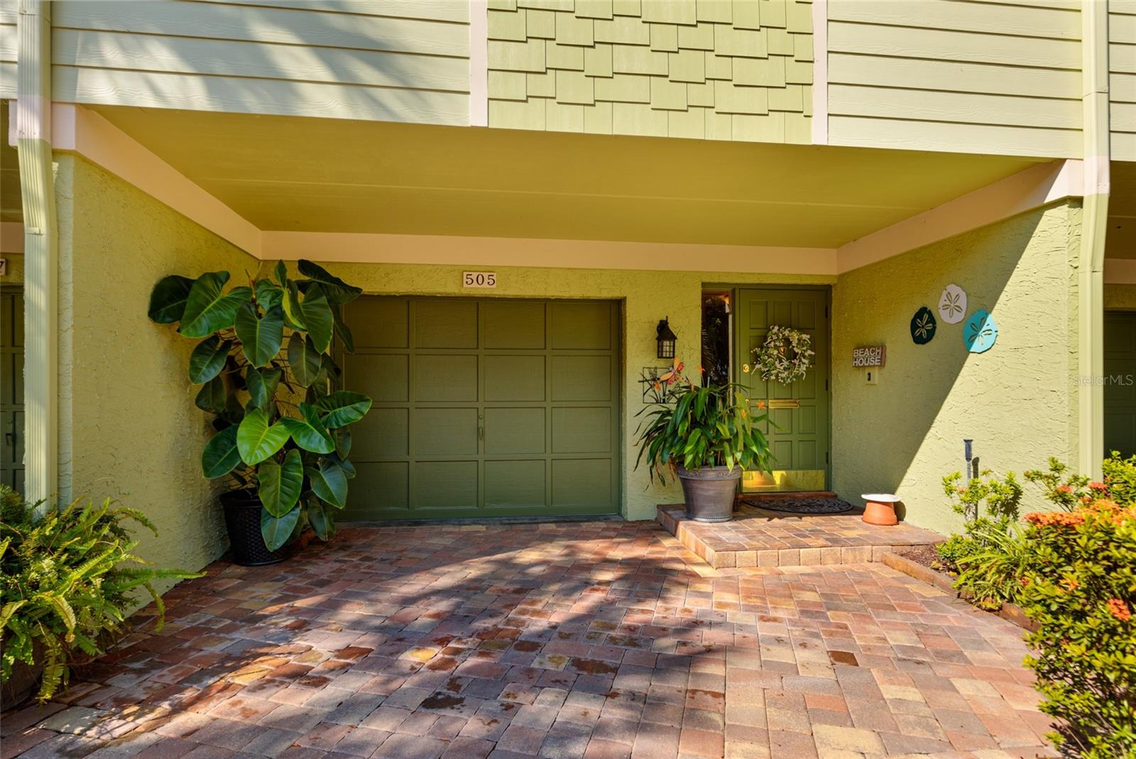 505 SANDY HOOK RD #505 Property Photo 1