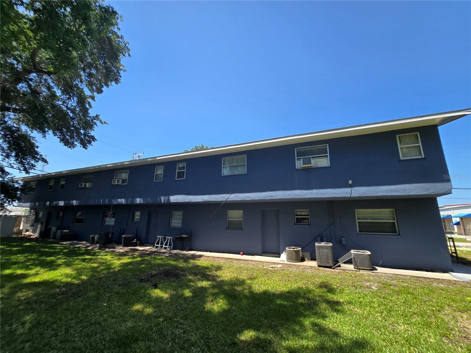 601 State Ave Property Photo 9
