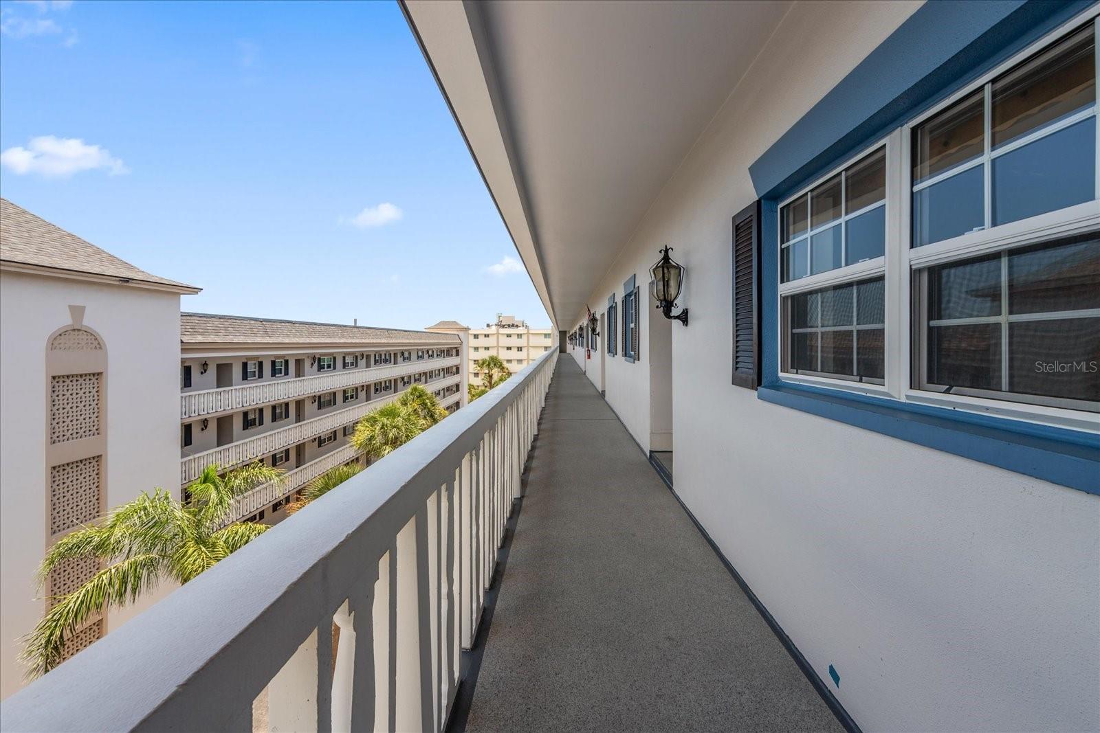 139 Bluff View Dr #405 Property Photo 8