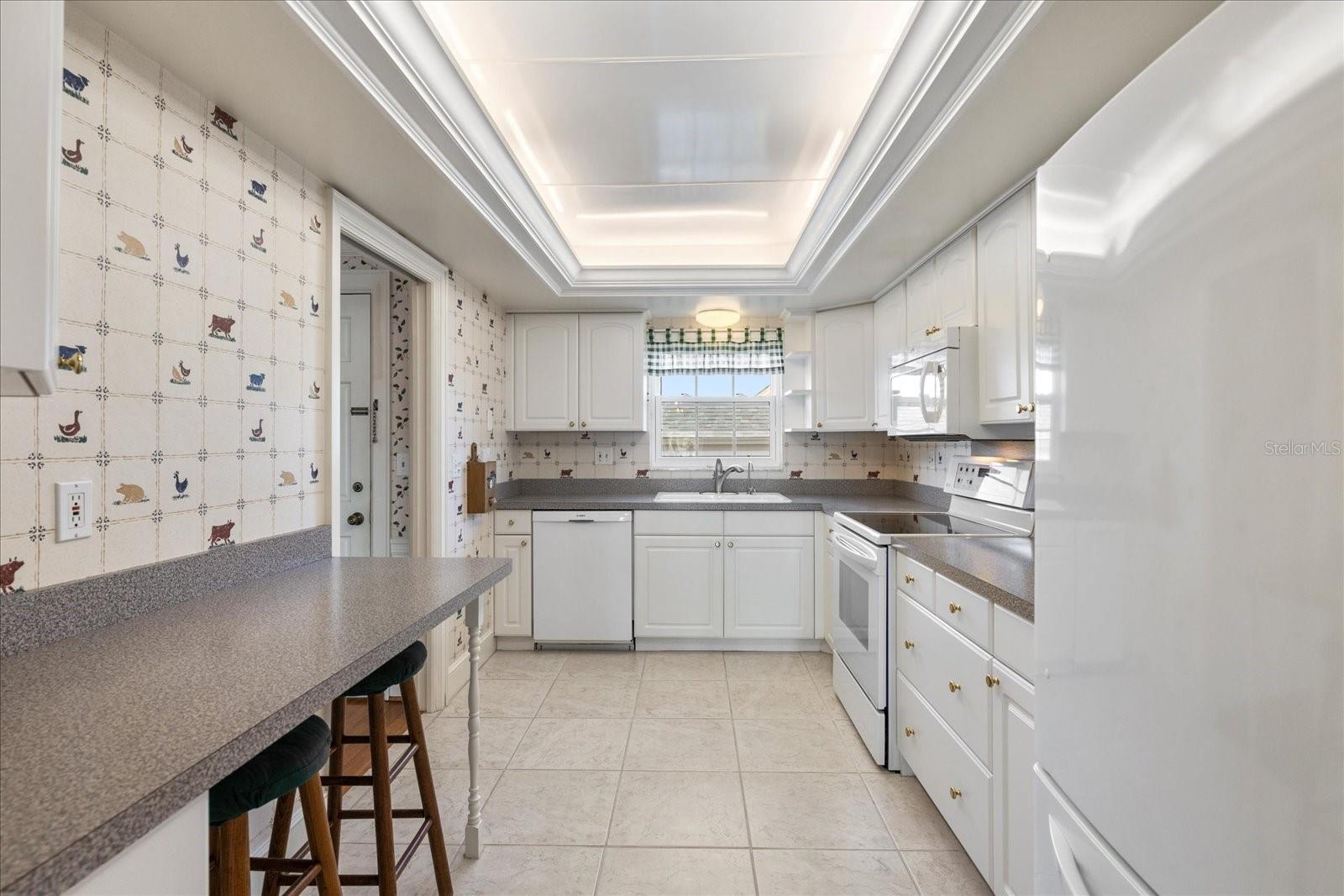 139 Bluff View Dr #405 Property Photo 14