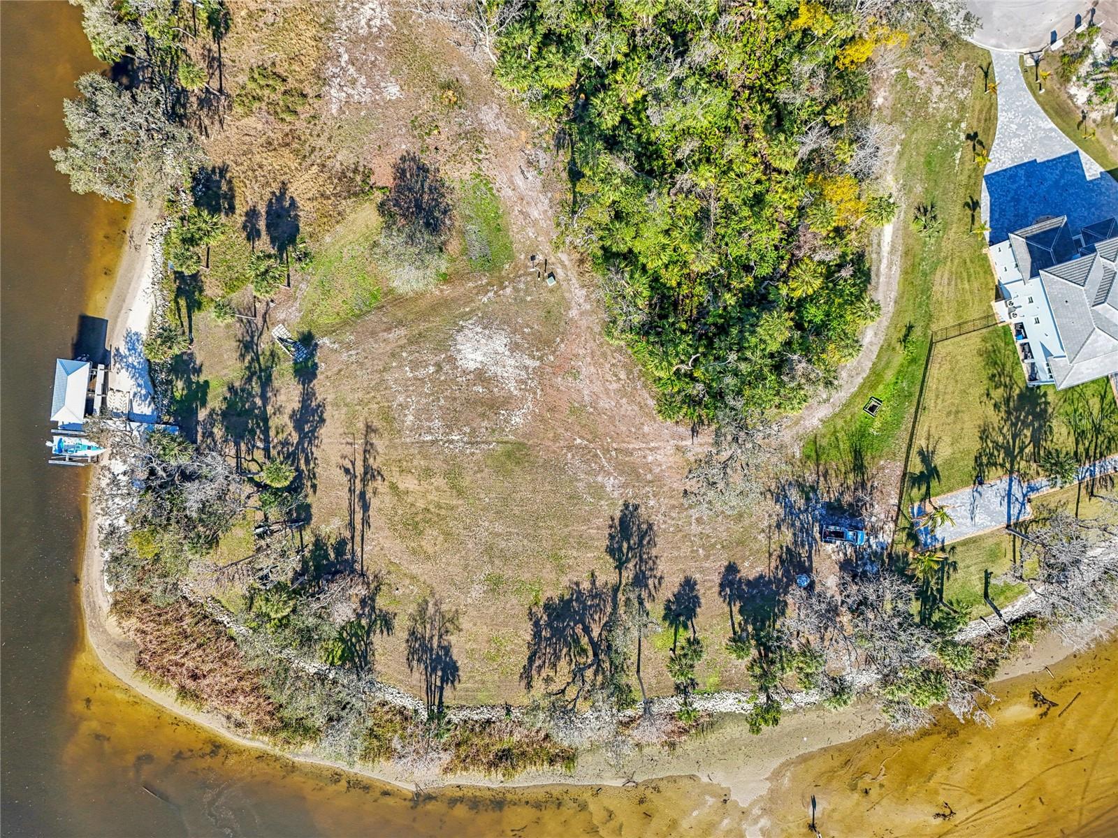 8331 Alafia Pointe Dr Property Photo 7