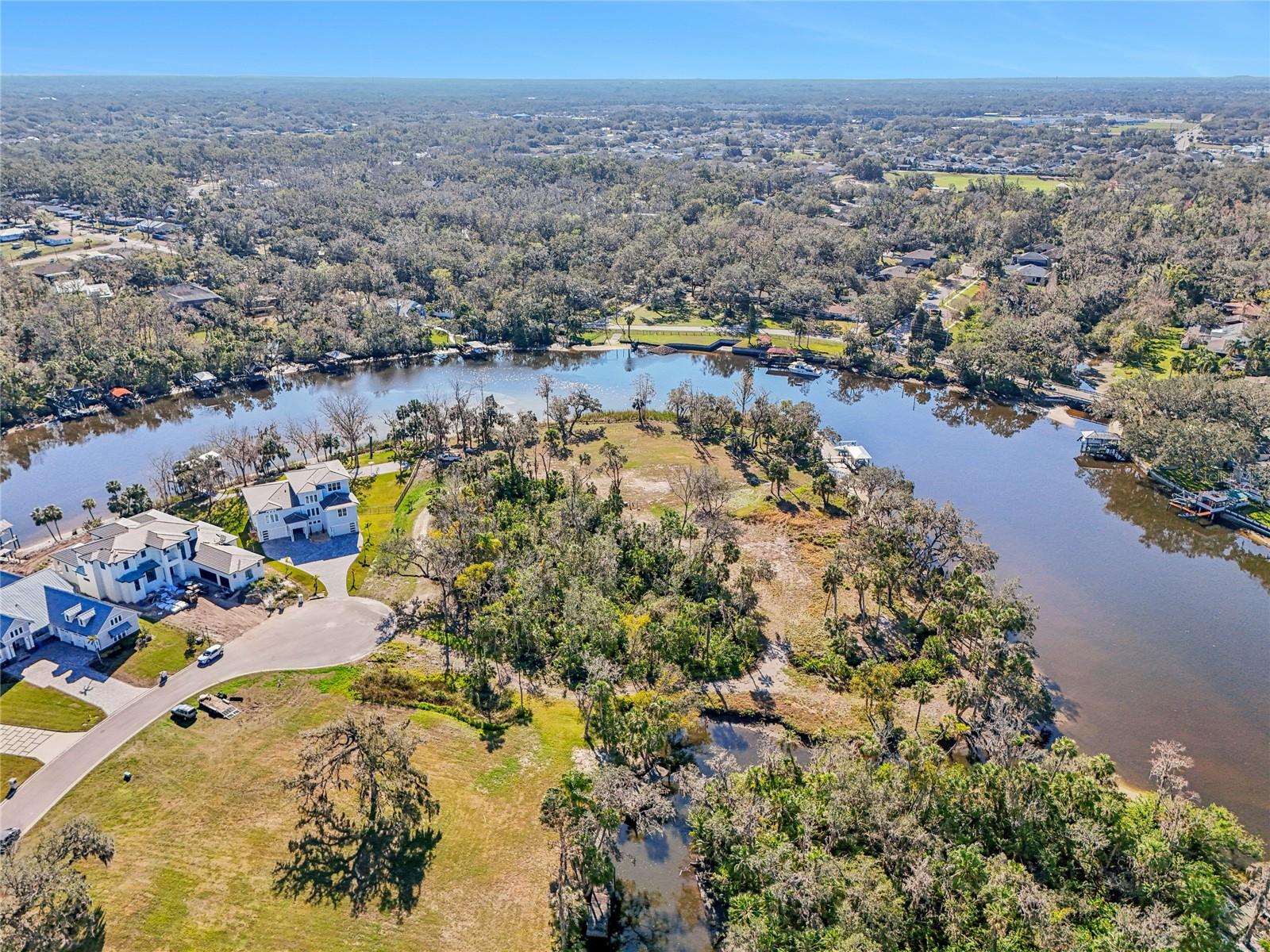 8331 Alafia Pointe Dr Property Photo 9