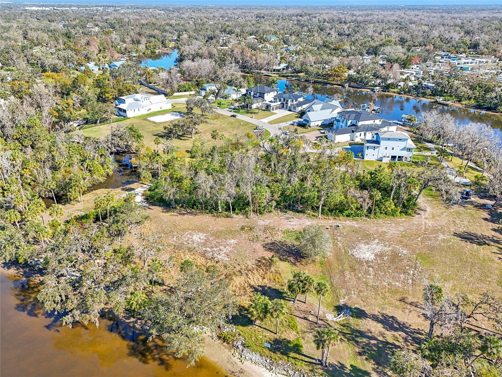 8331 Alafia Pointe Dr Property Photo 16