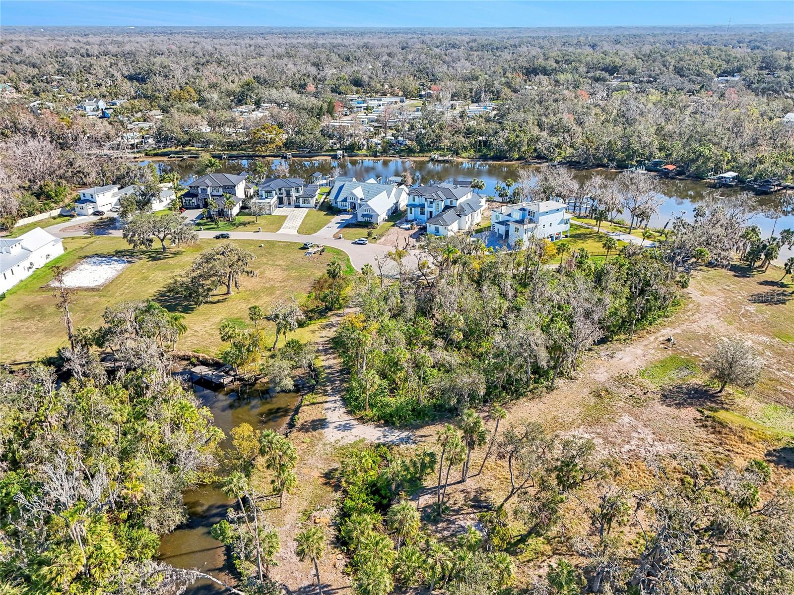 8331 Alafia Pointe Dr Property Photo 17