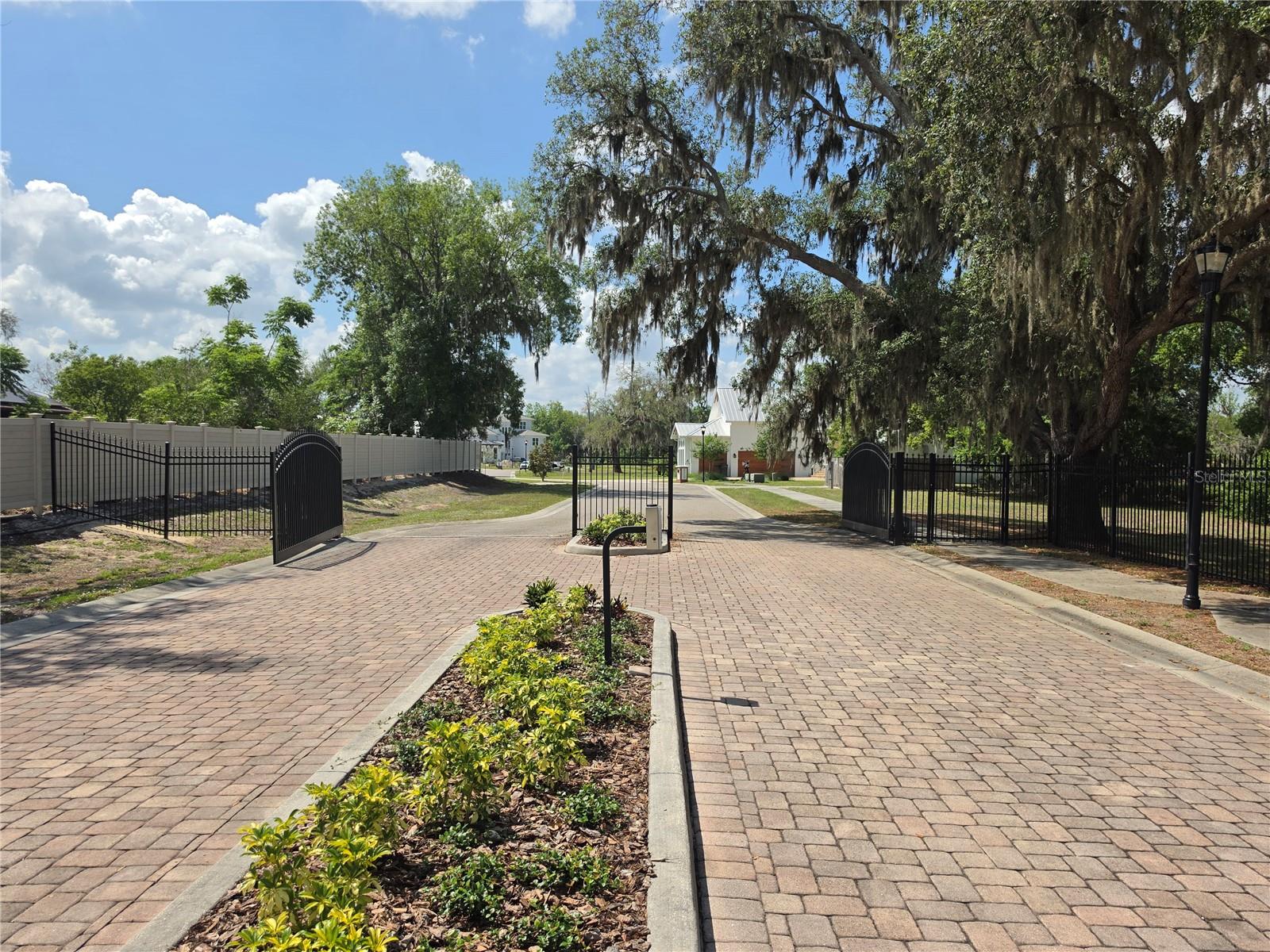 8331 Alafia Pointe Dr Property Photo 27