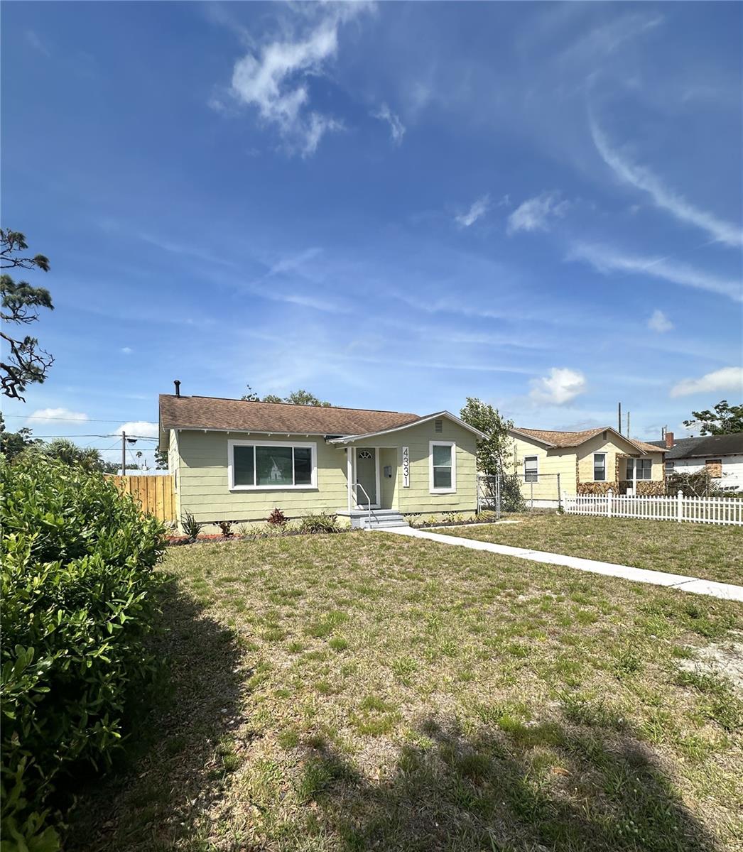 4331 Fairfield Ave S Property Photo 1