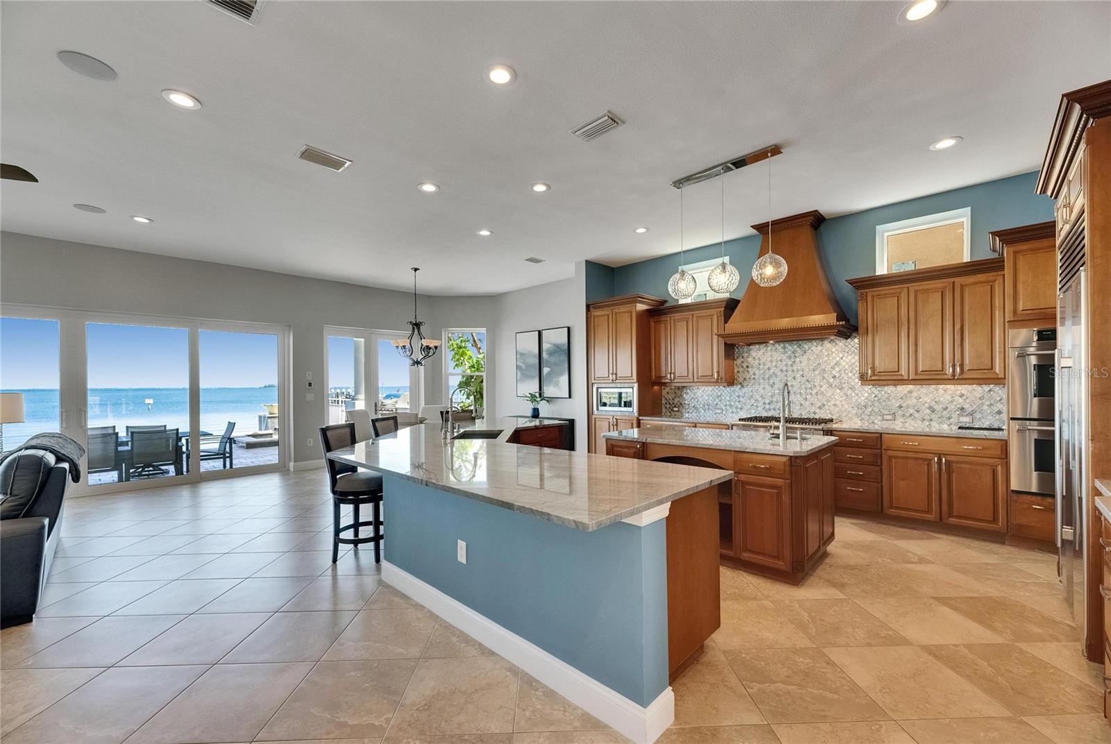 6418 Bright Bay Ct Property Photo 15