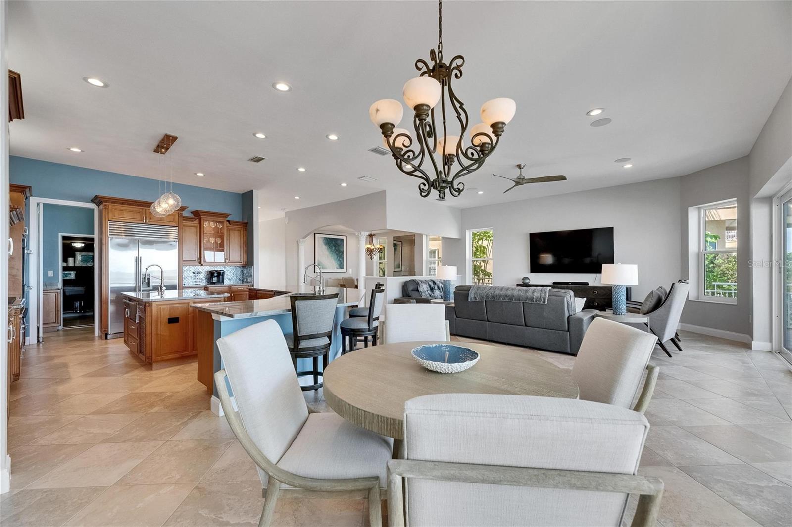 6418 Bright Bay Ct Property Photo 17