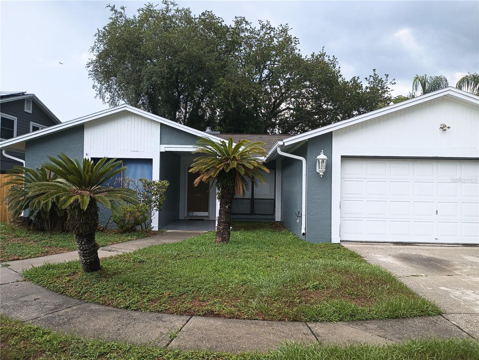 4701 COUNTRY HILLS DR