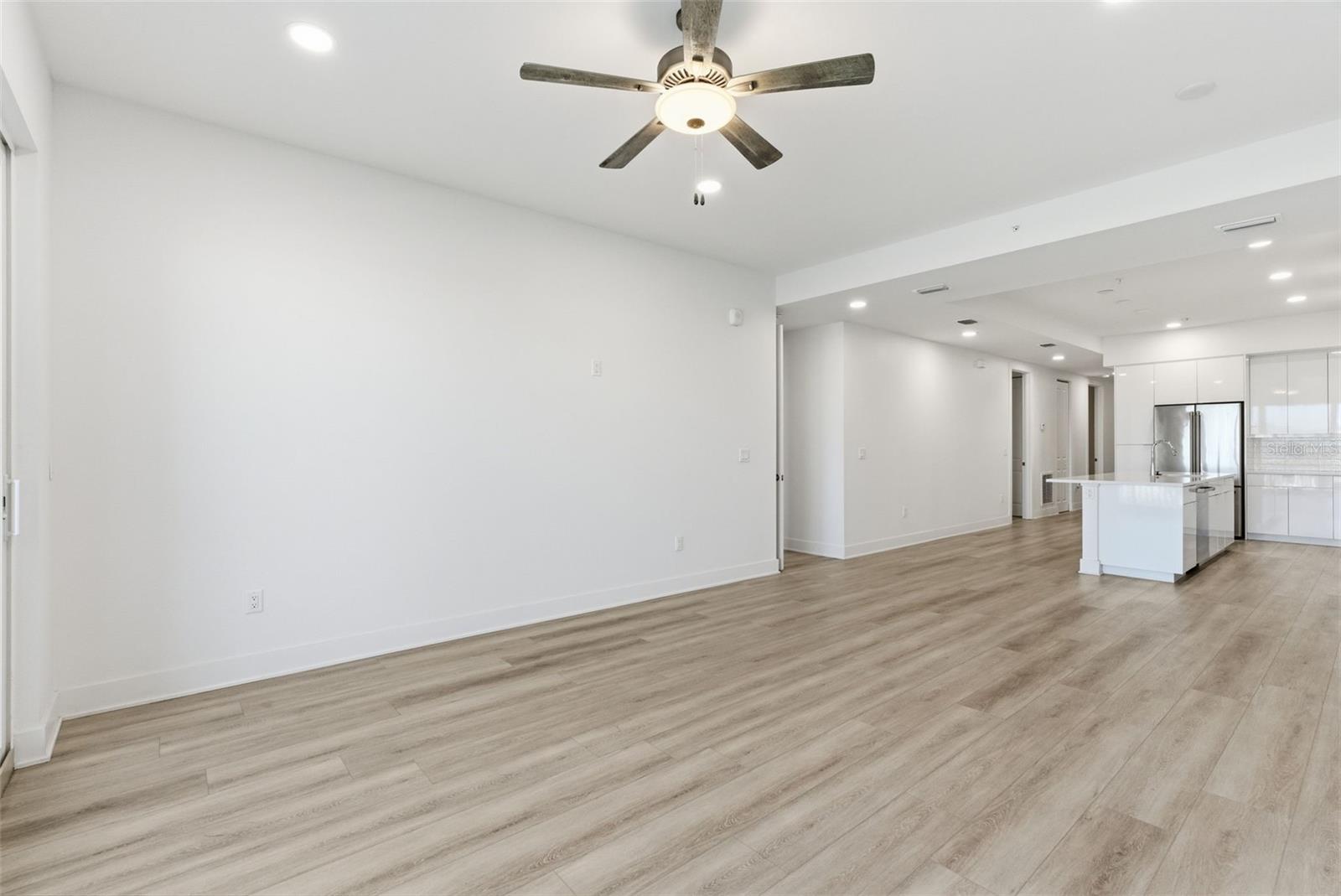 400 150th Ave #205 Property Photo 16