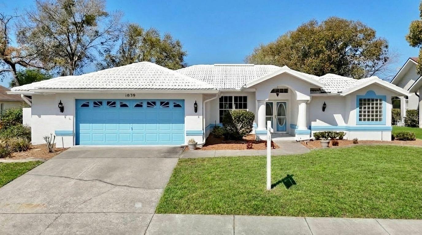 1039 GREENTURF RD Property Photo 1