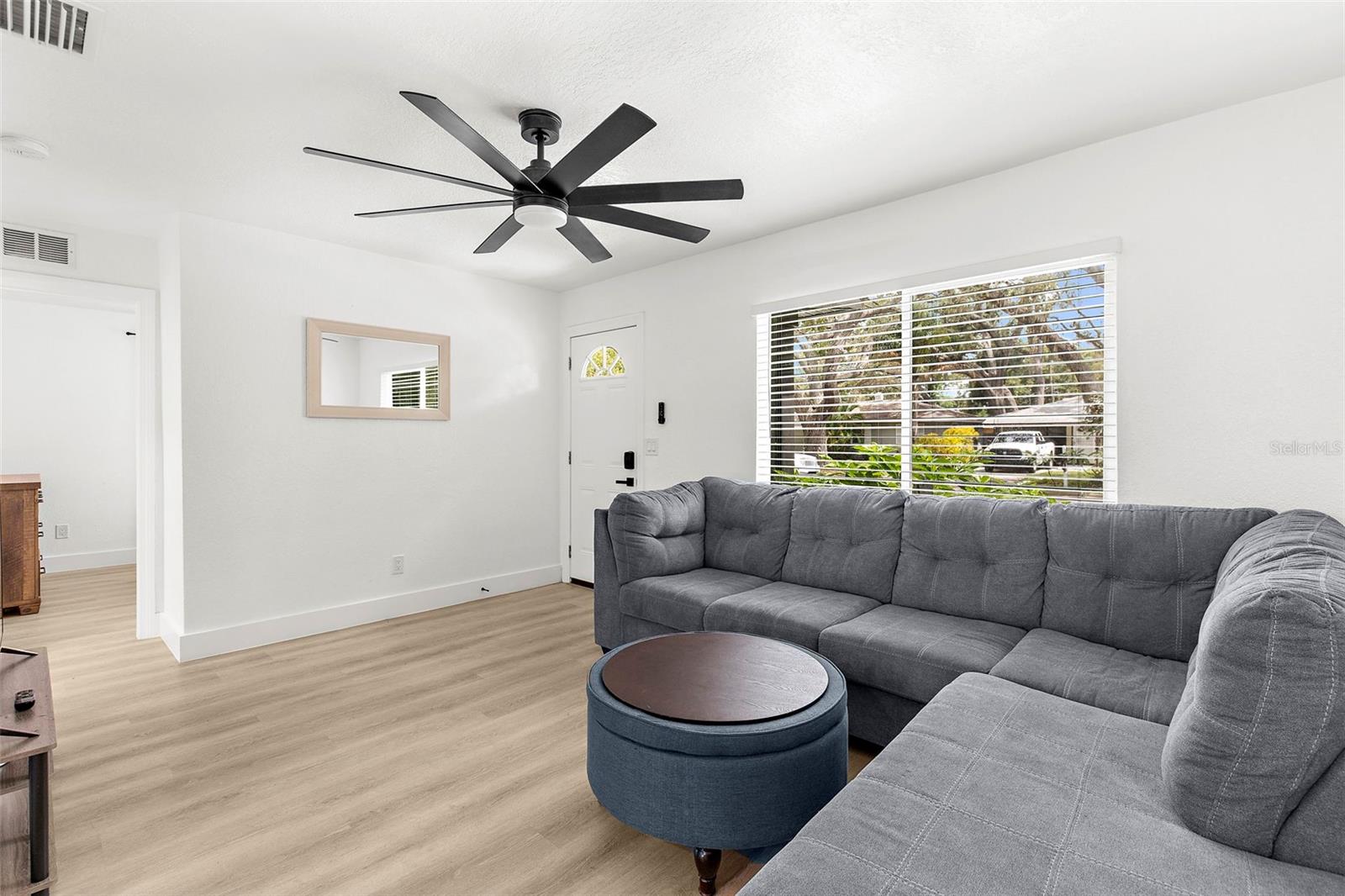 1275 Palm St Property Photo 4