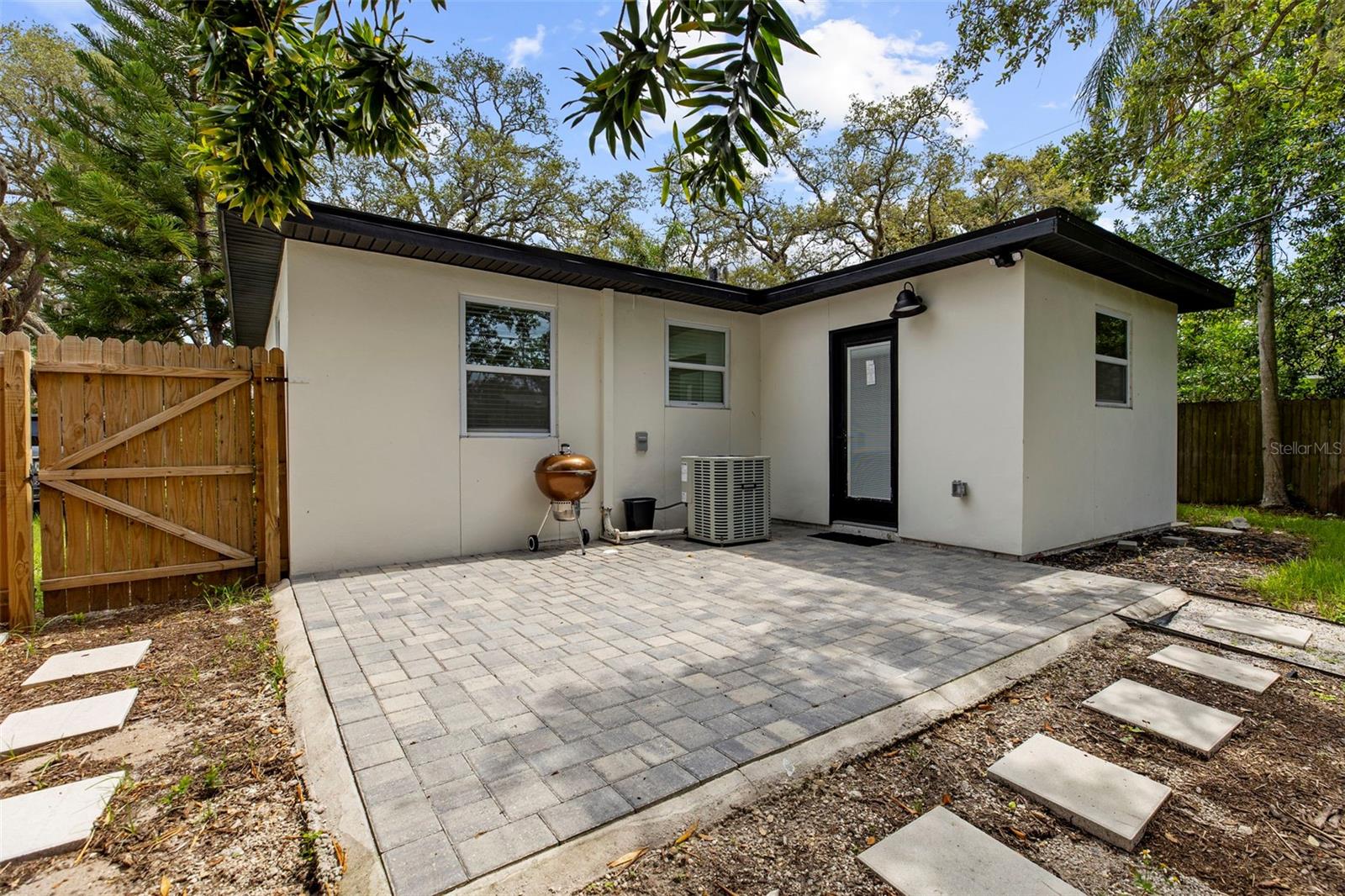 1275 Palm St Property Photo 25