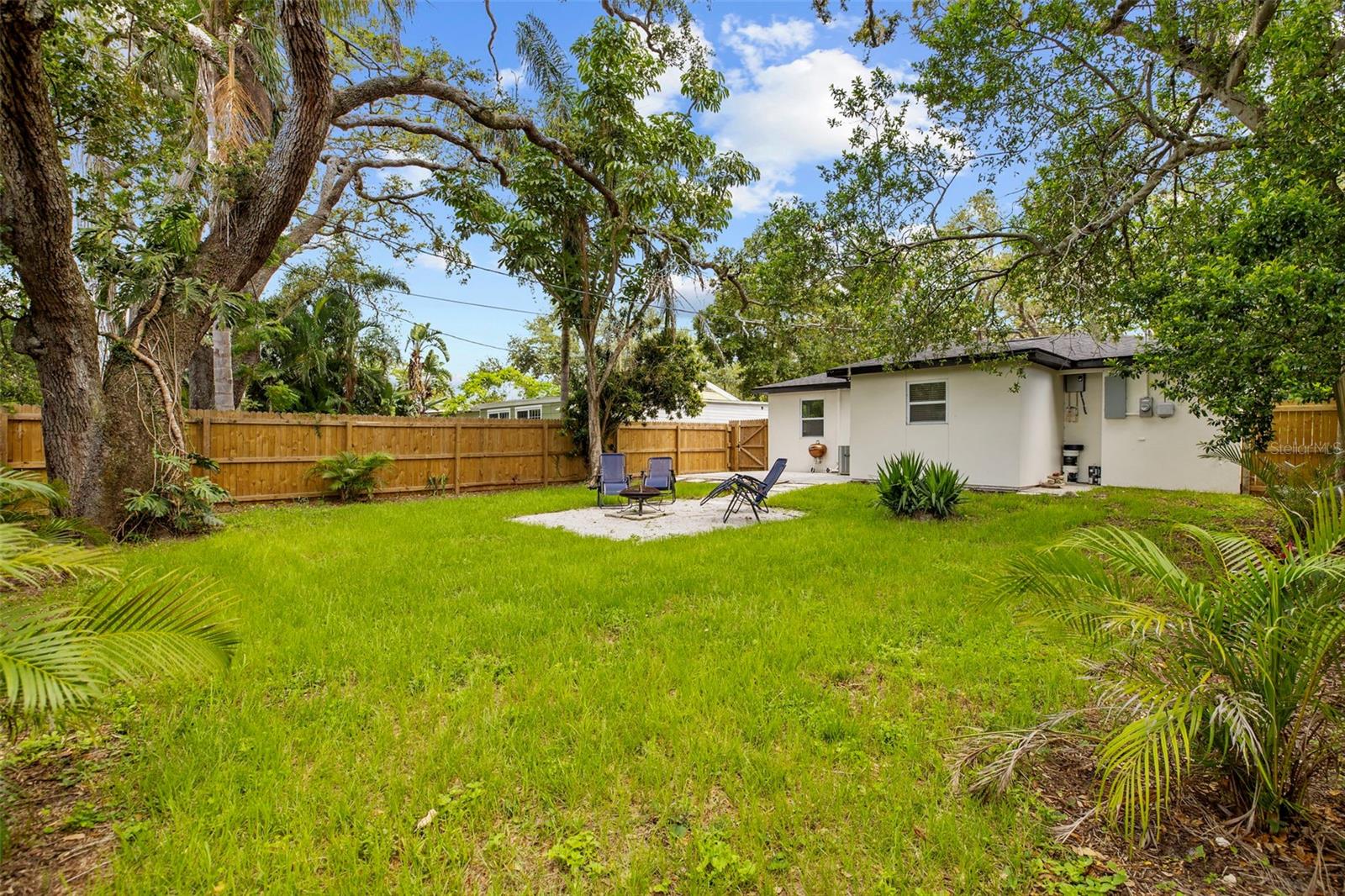 1275 Palm St Property Photo 28