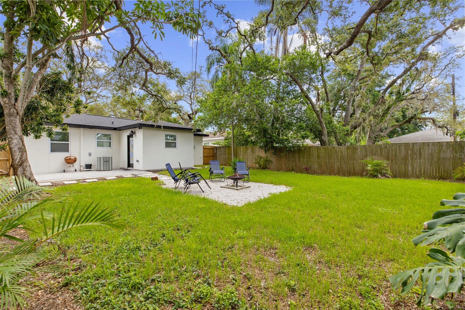1275 Palm St Property Photo 29