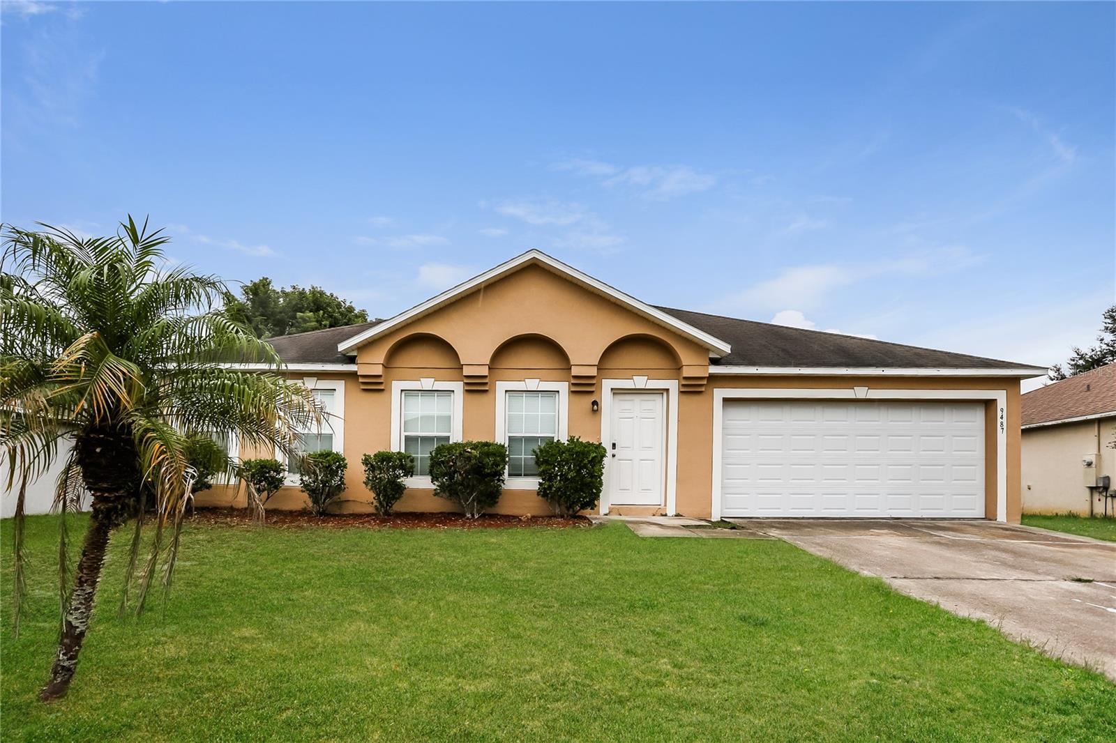 9487 Arbor Oak Ln Property Photo 1