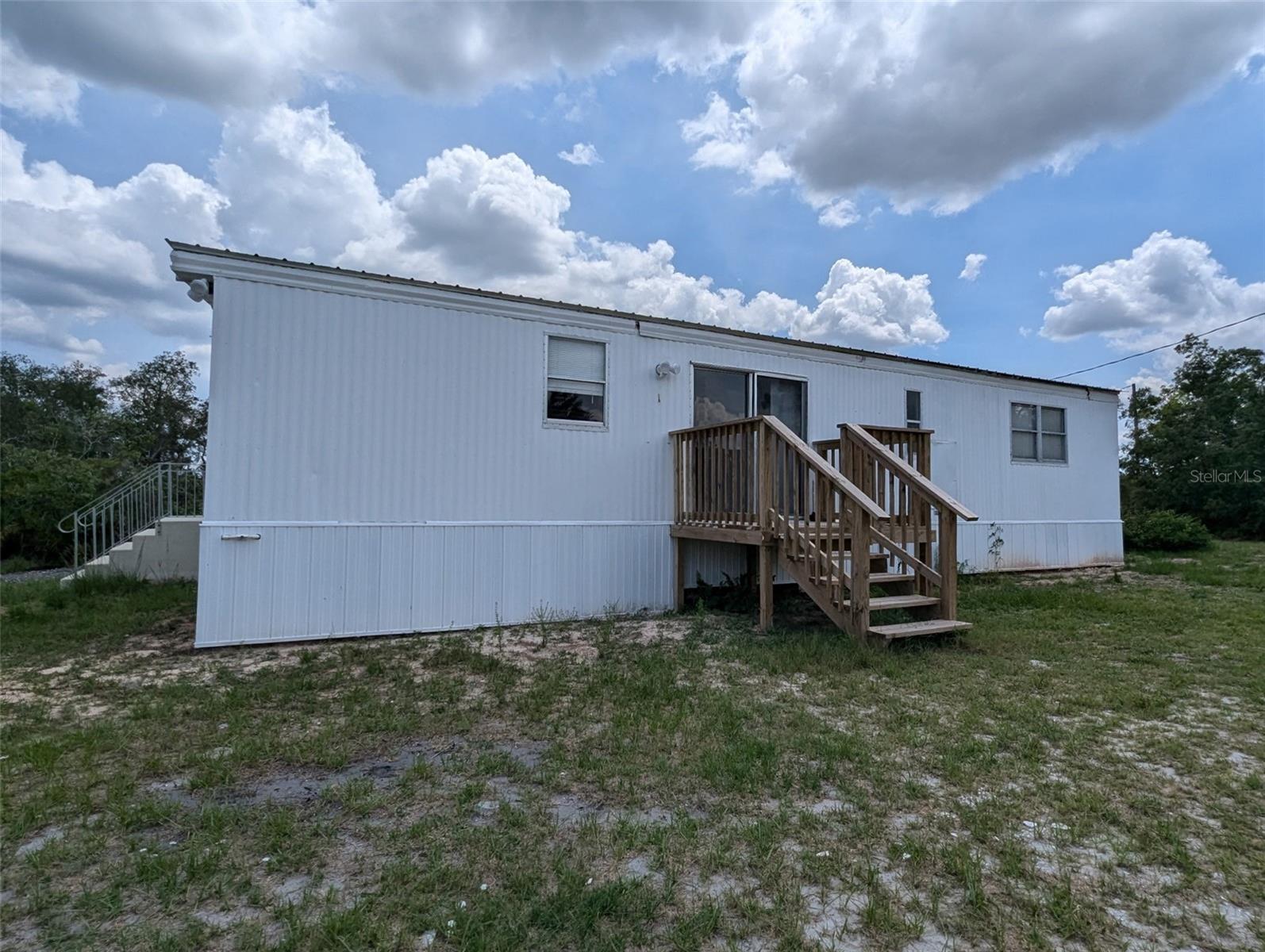 64 Hog Rd Property Photo 1