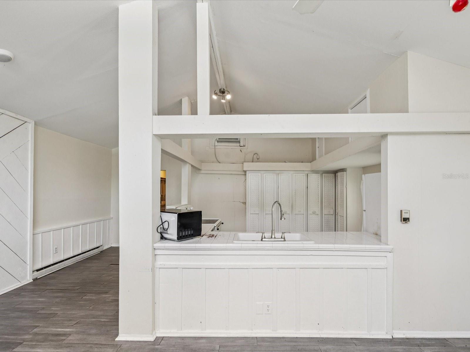 111 E Early St Property Photo 10