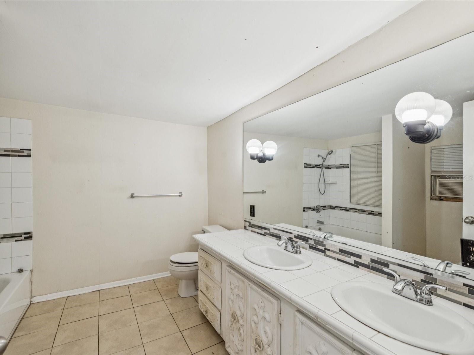 111 E Early St Property Photo 25