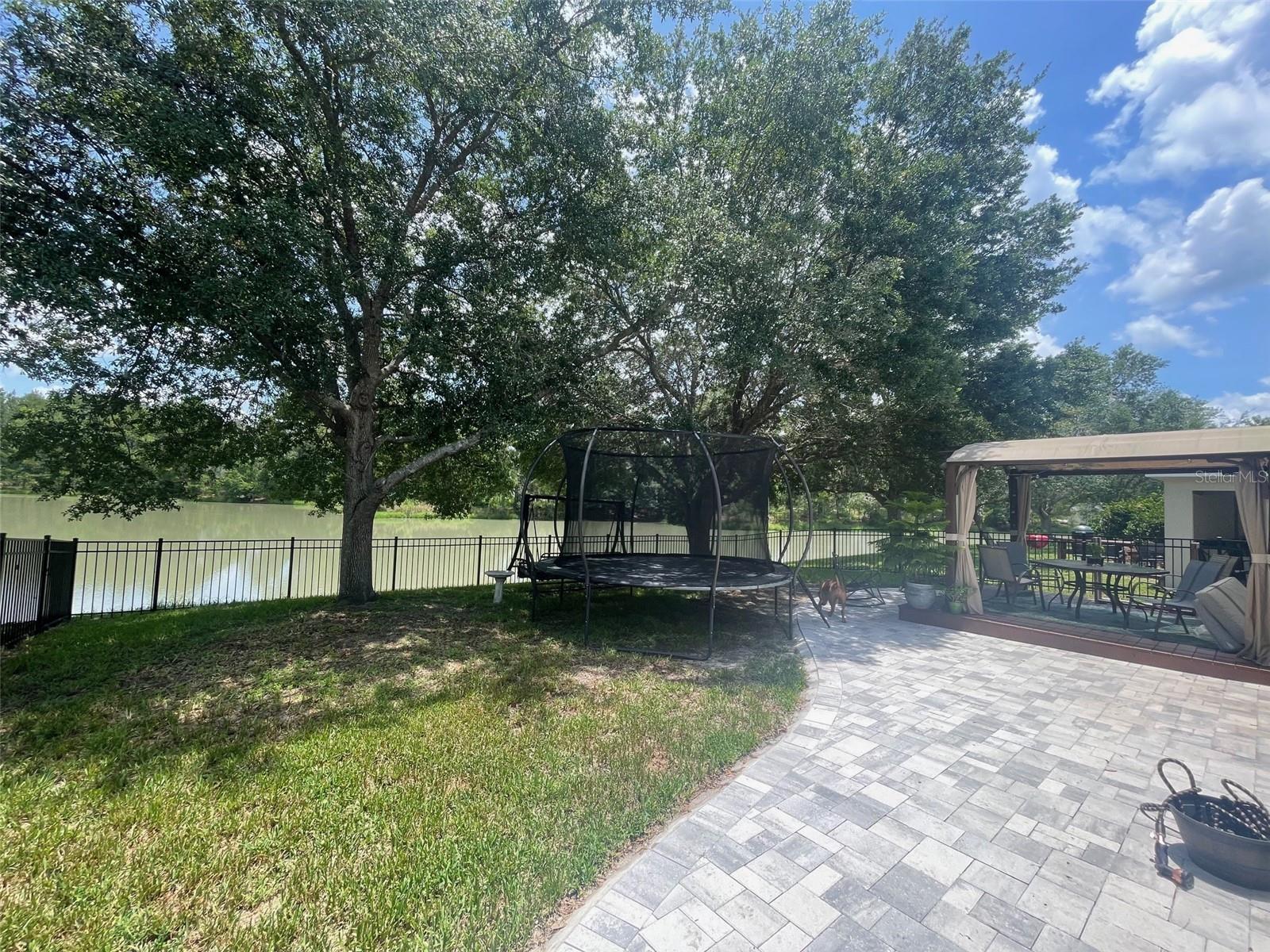 4522 Lisette Cir Property Photo 5
