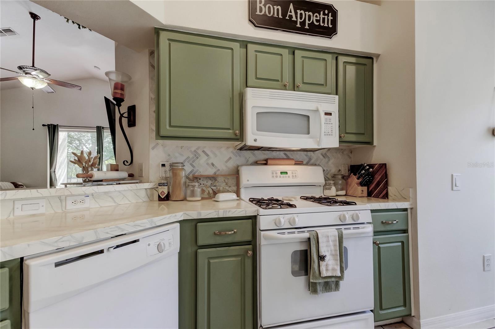 4522 Lisette Cir Property Photo 17