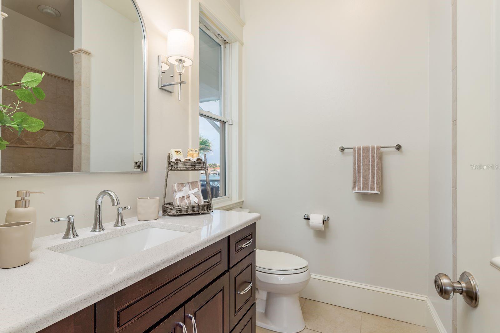 442 Midway Is Property Photo 34