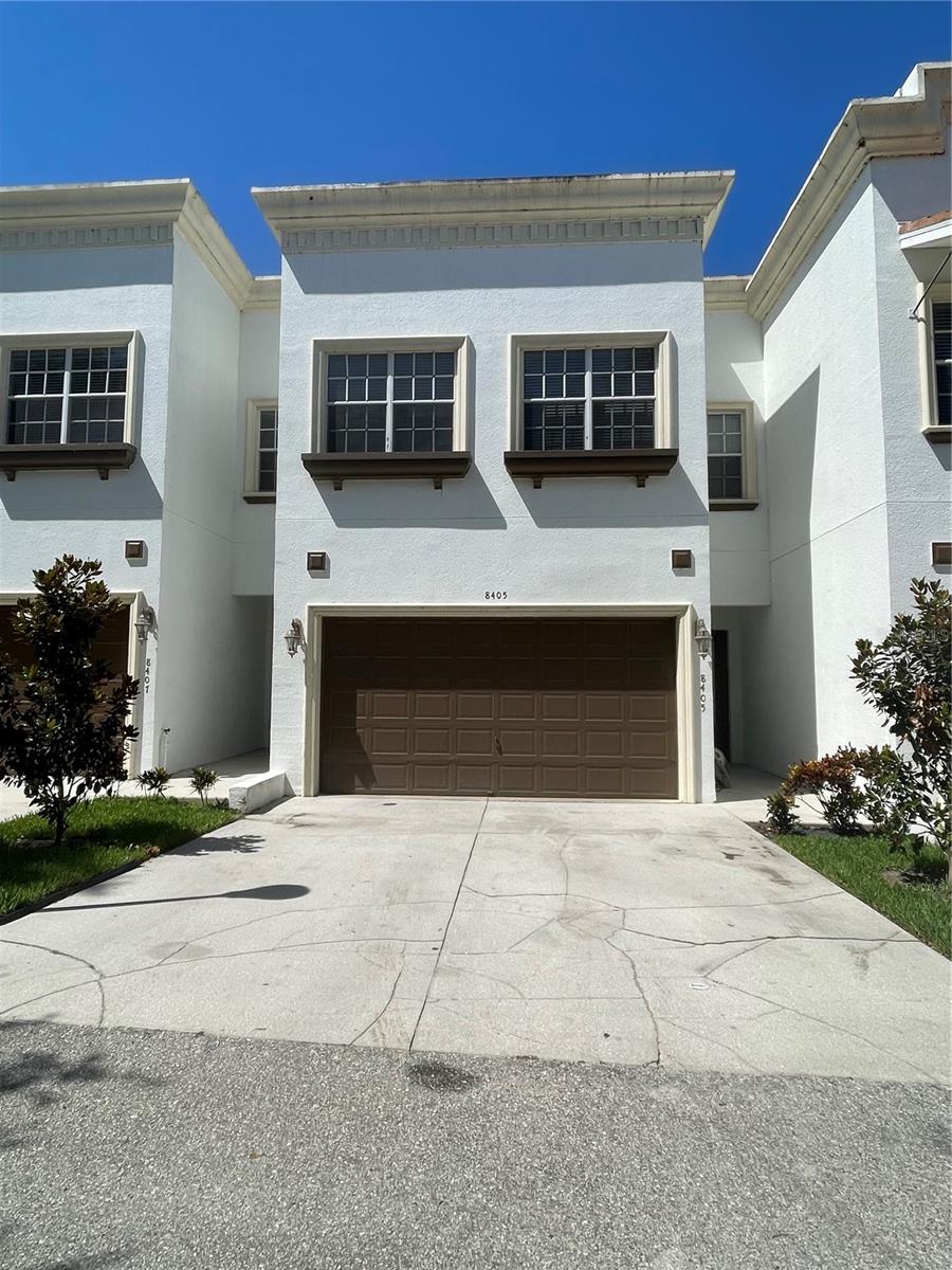 8405 Costa Bella Way Property Photo 1