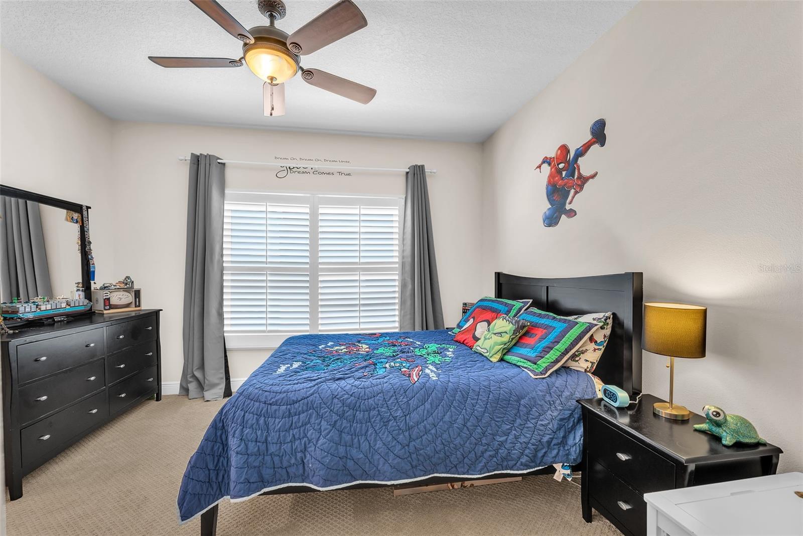 6207 Bleeker St Property Photo 26