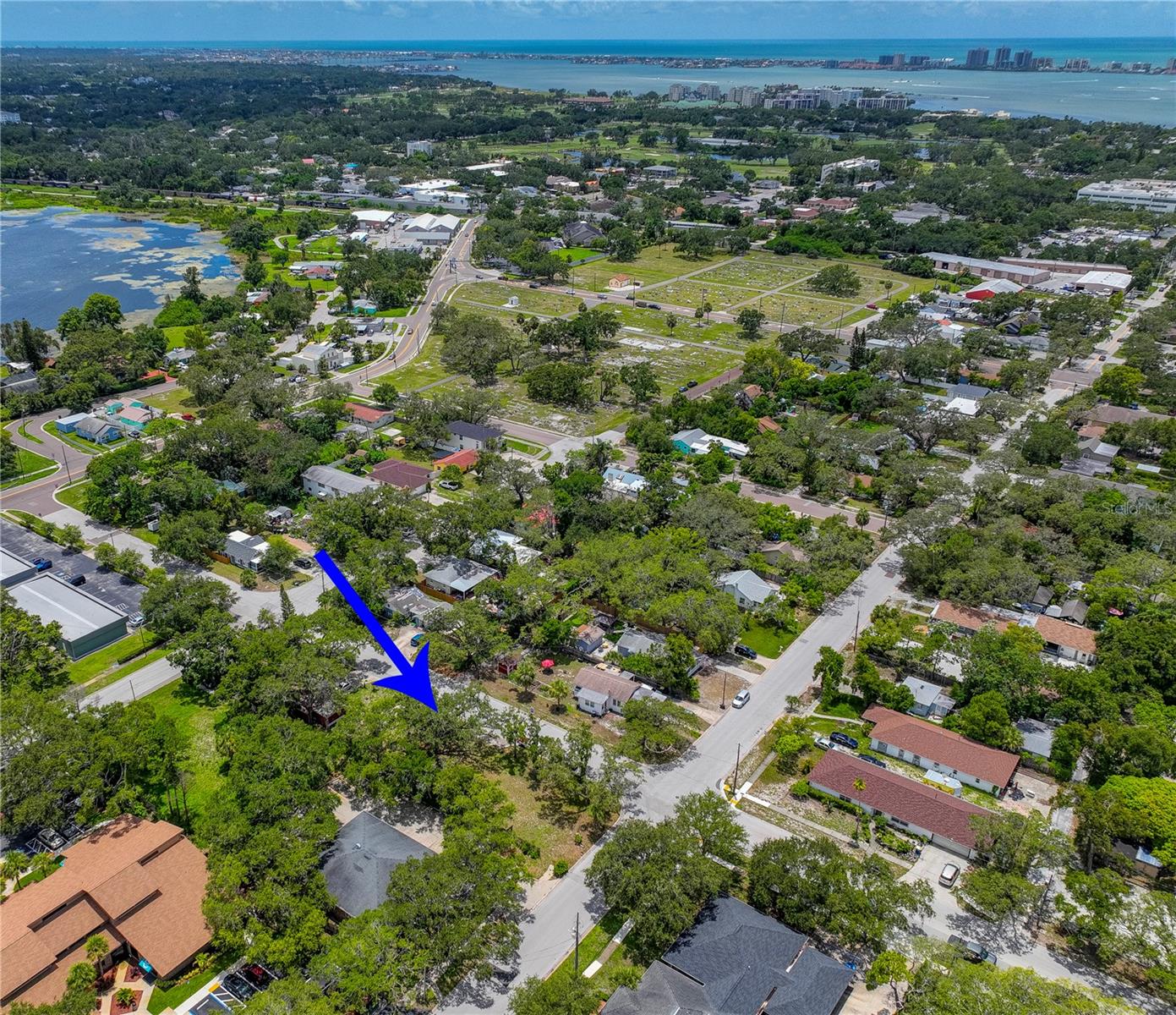 1001 Pinellas St Property Photo 11