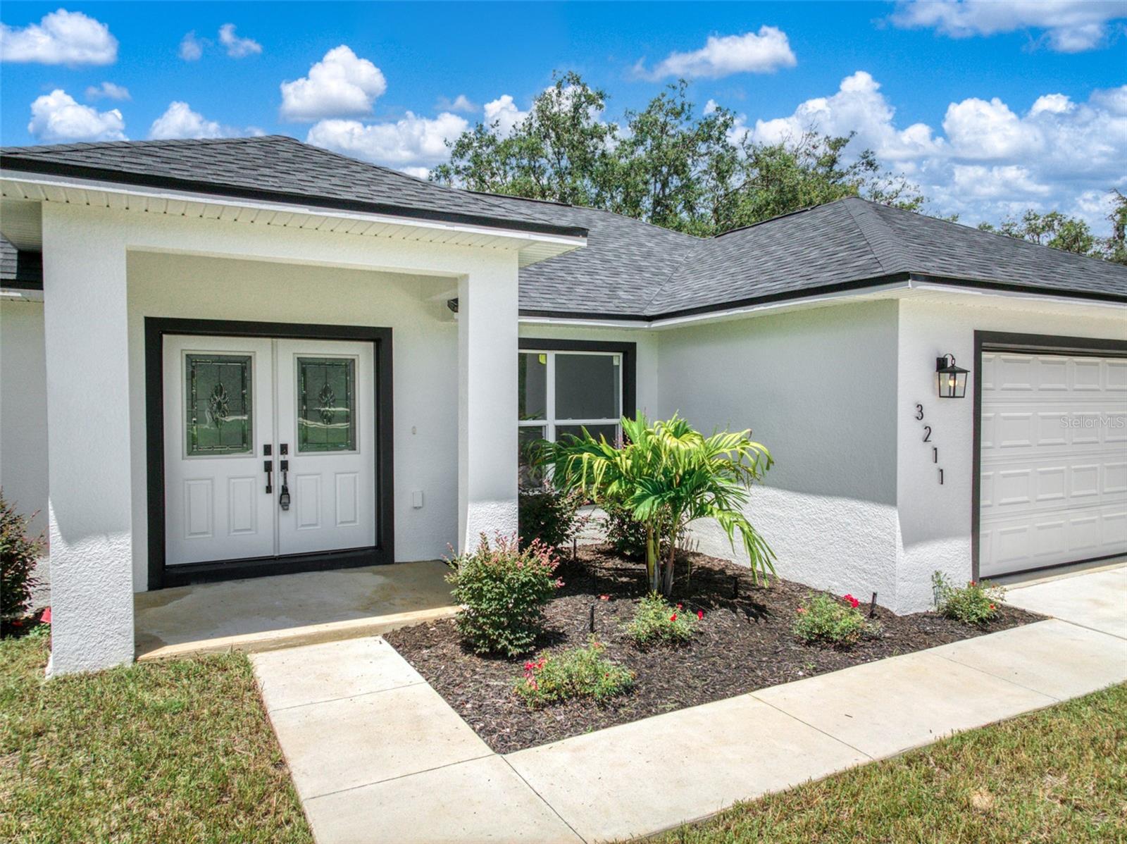 3211 W Oneida Rd Property Photo 3