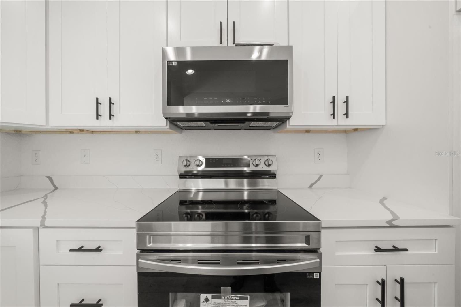 3211 W Oneida Rd Property Photo 9