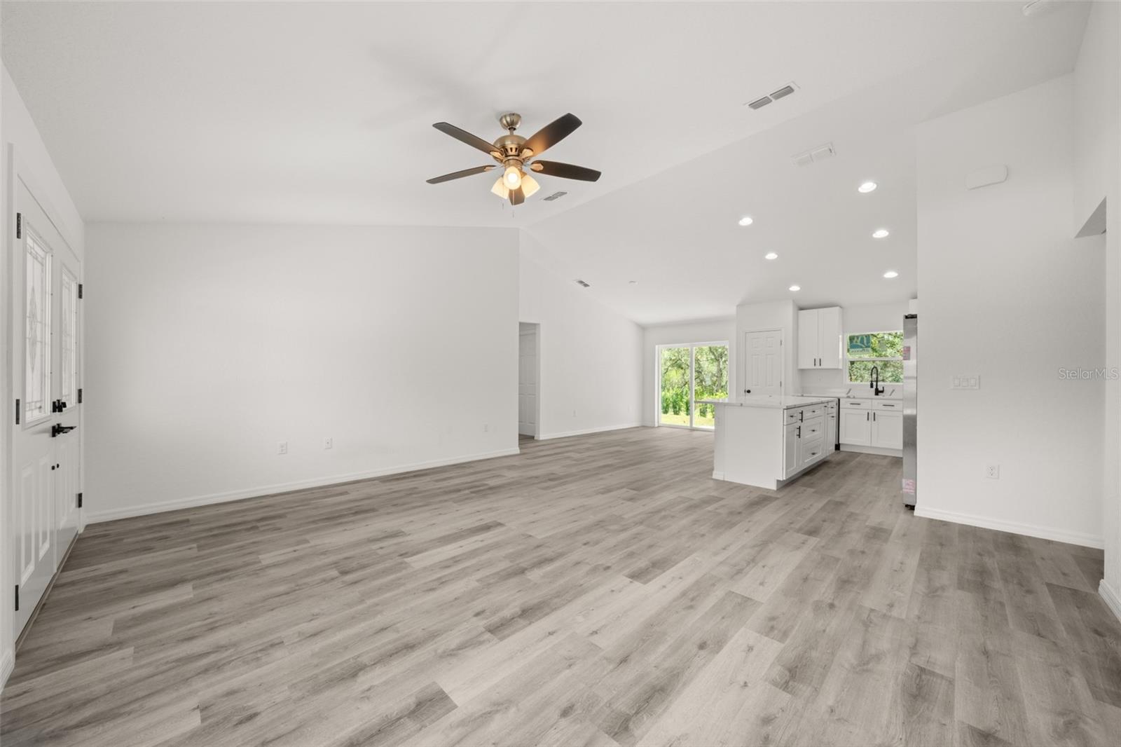 3211 W Oneida Rd Property Photo 34