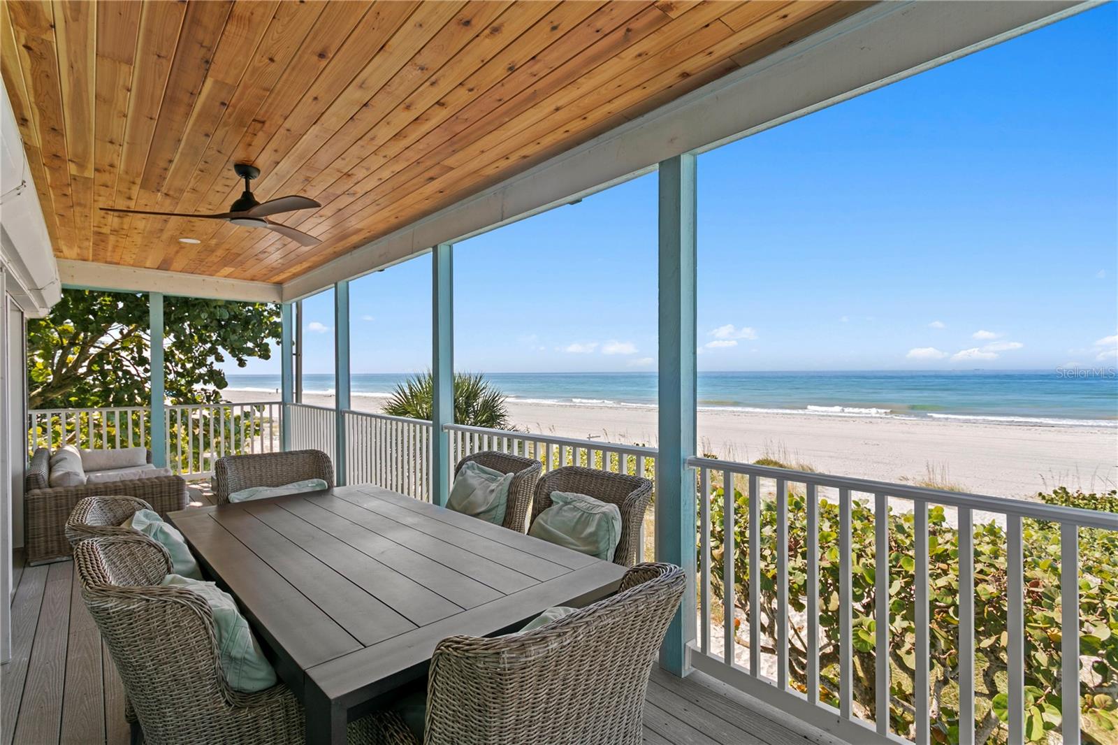 20060 GULF BLVD Property Photo 1
