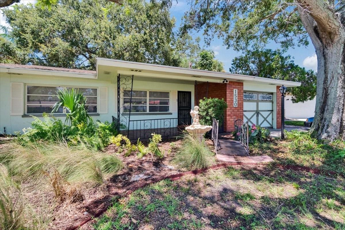 1530 Erin Ln Property Photo 1
