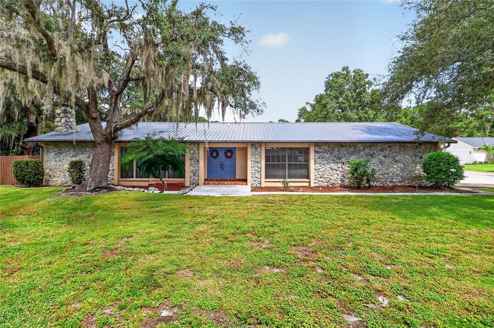 3011 LAKE ELLEN DR