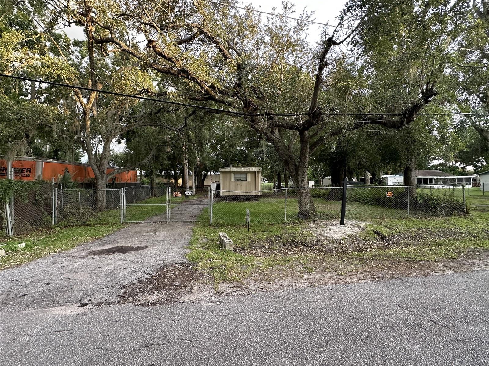 6125 Cliff Ave Property Photo