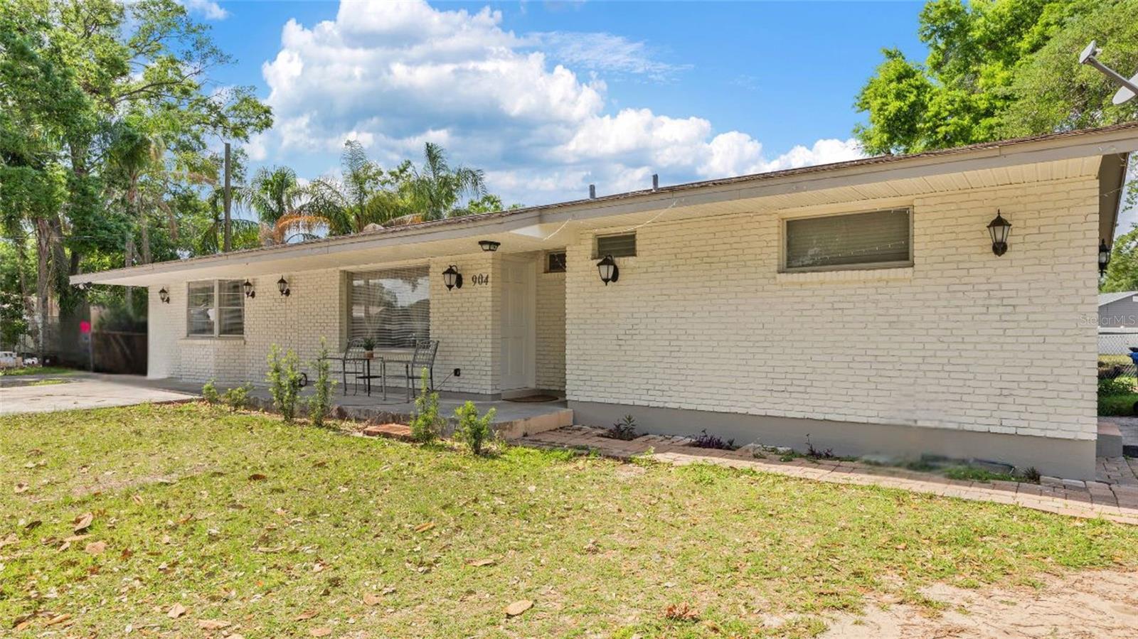 904 Woodland Dr Property Photo 3