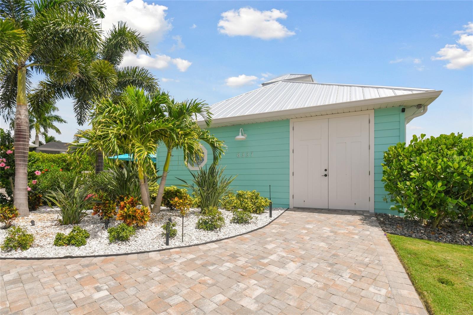 8337 Sw Sand Crane Cir Property Photo 1