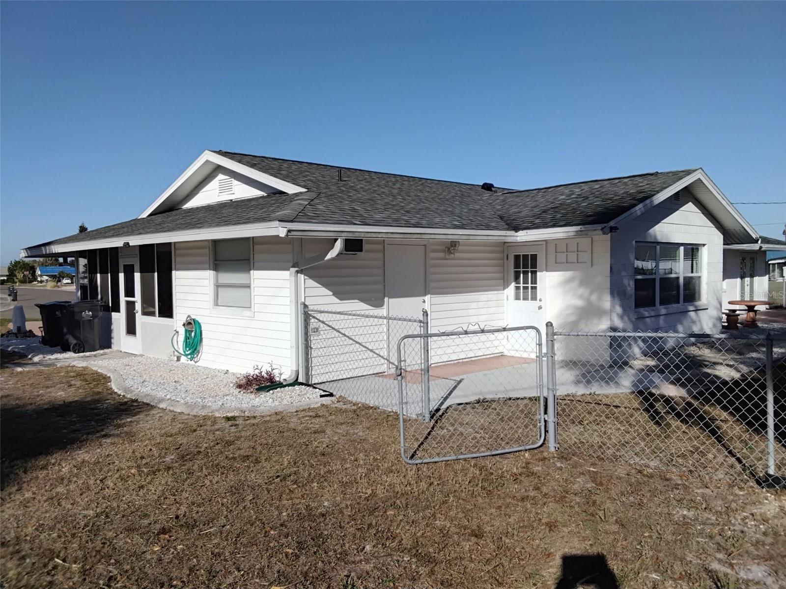 702 Cypress Pl Property Photo 42