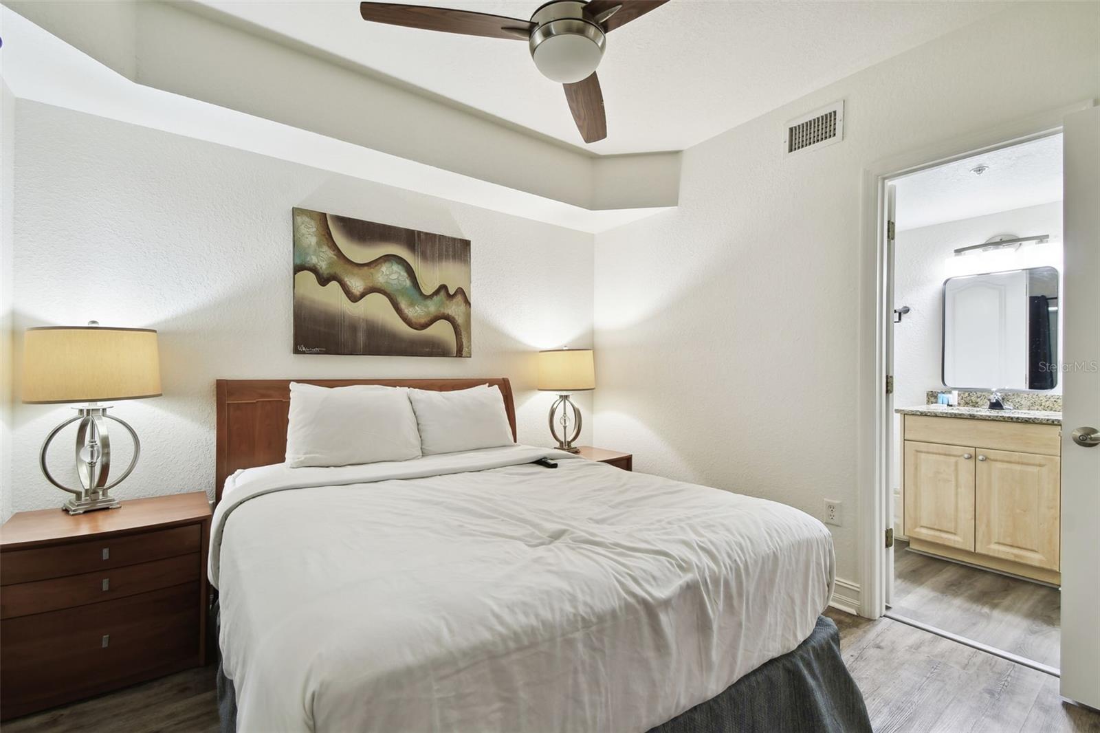 11605 Gulf Blvd #402 Property Photo 28