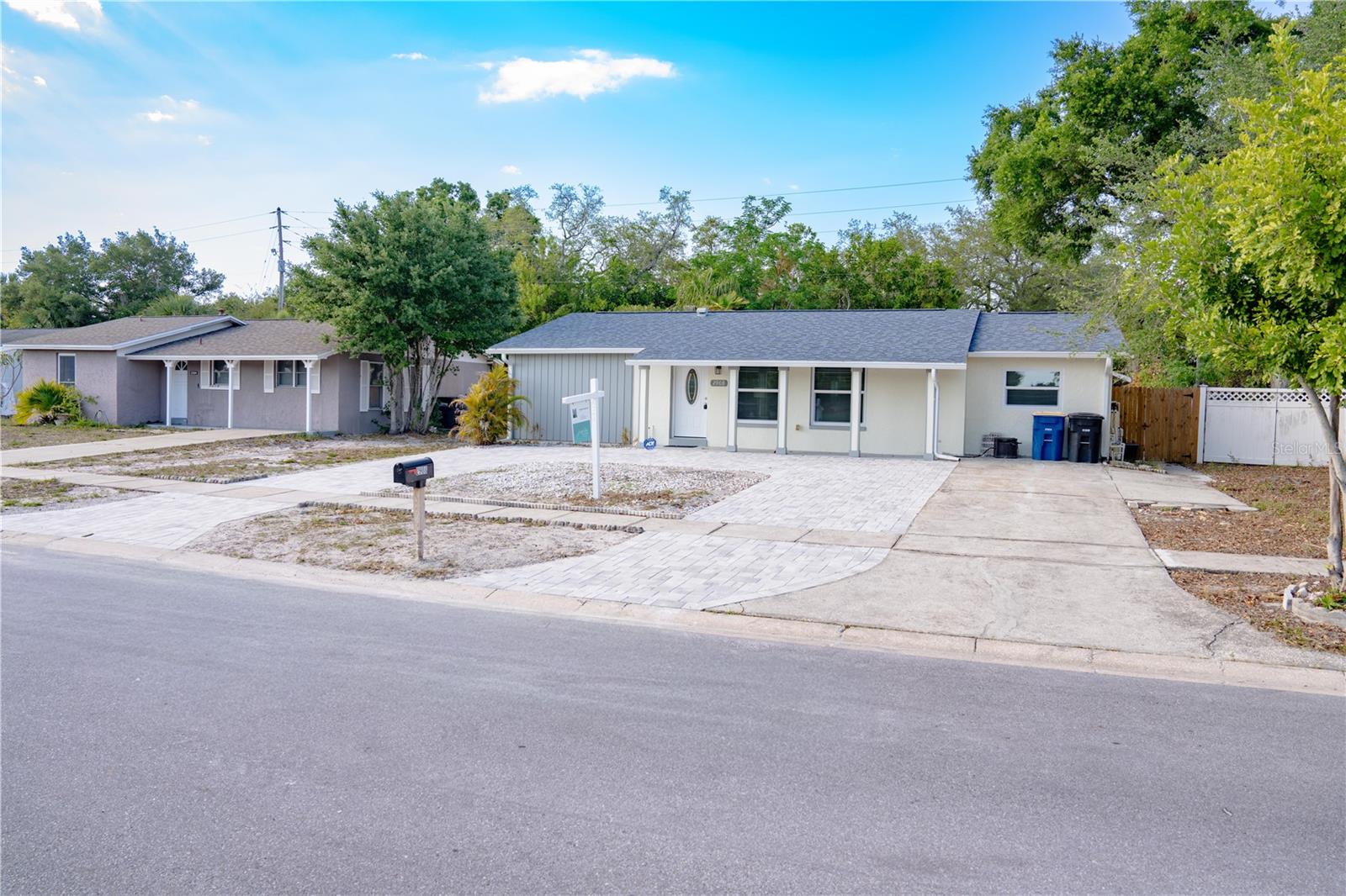 2908 Edenwood St Property Photo 2