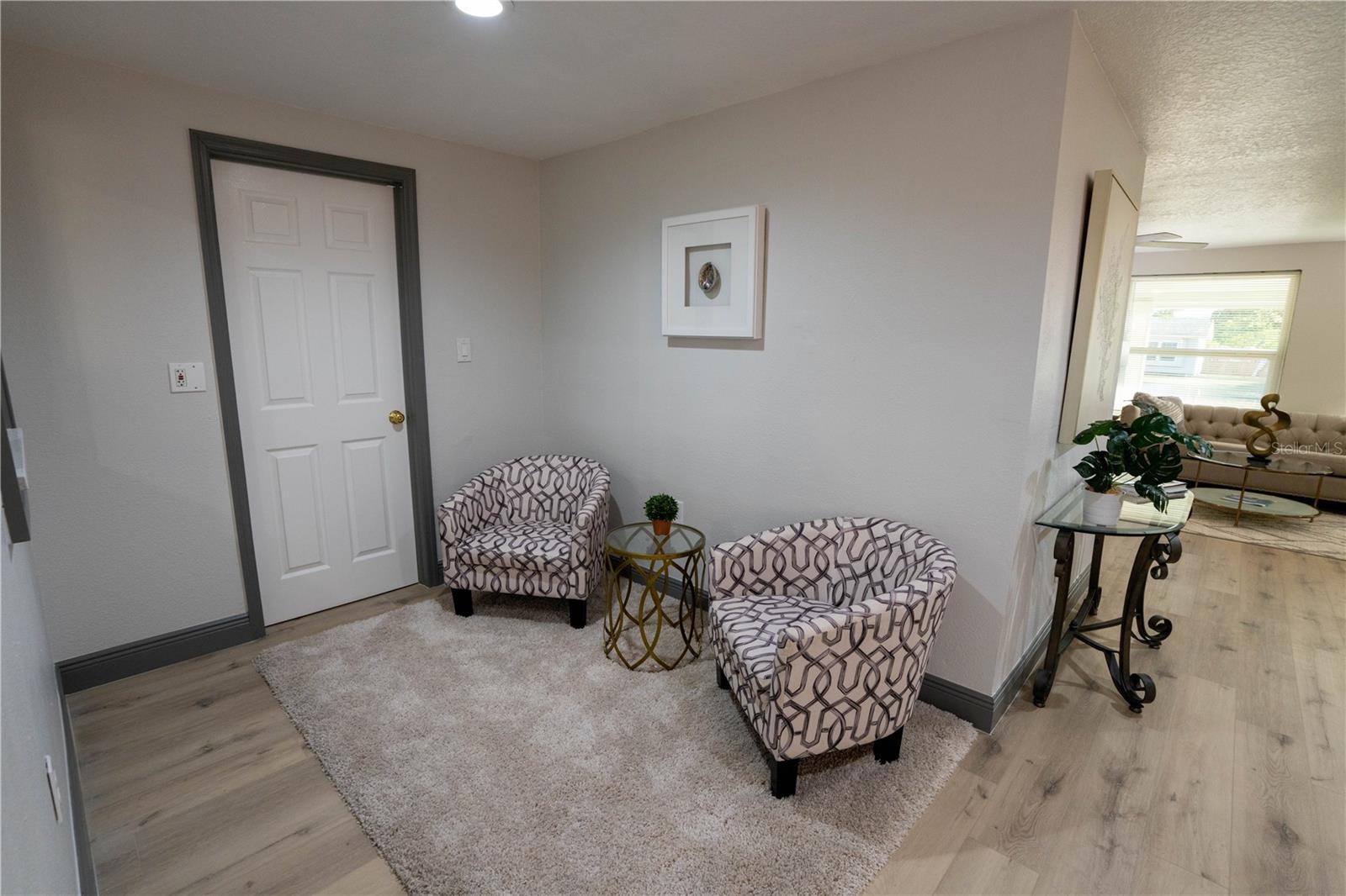 2908 Edenwood St Property Photo 8