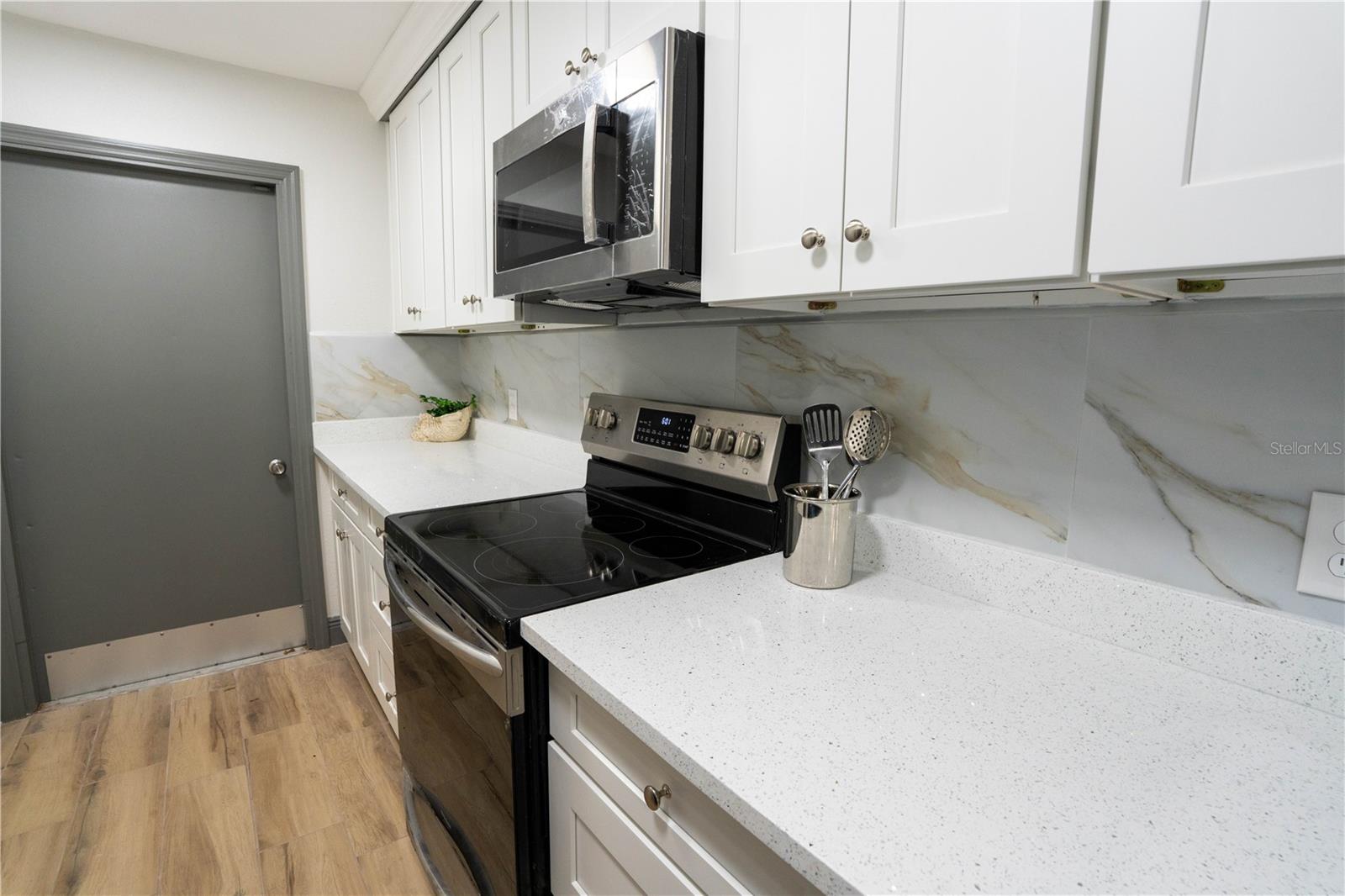 2908 Edenwood St Property Photo 14